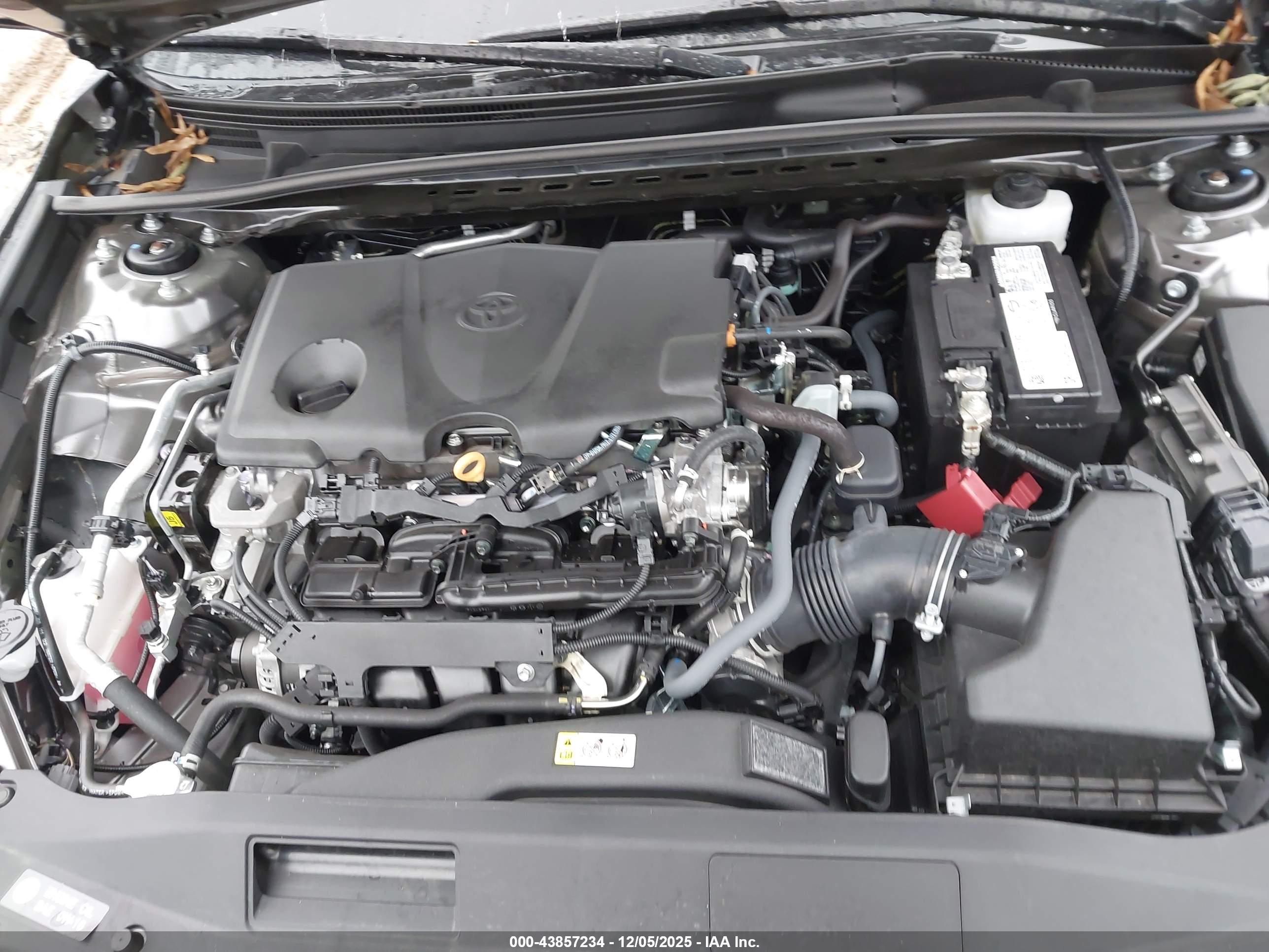 TOYOTA CAMRY image 10