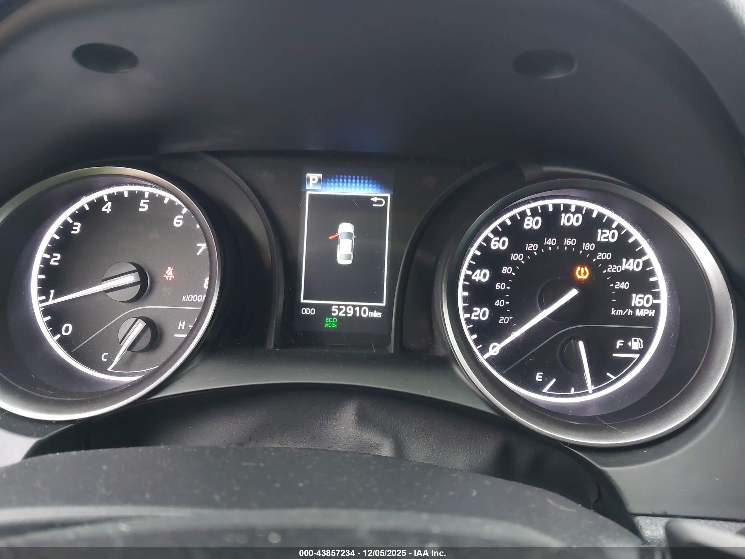 TOYOTA CAMRY image 7