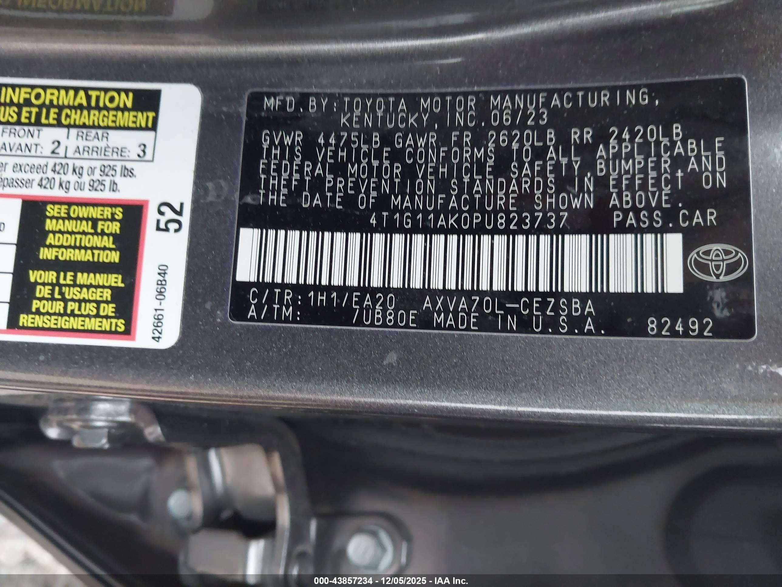 TOYOTA CAMRY image 9