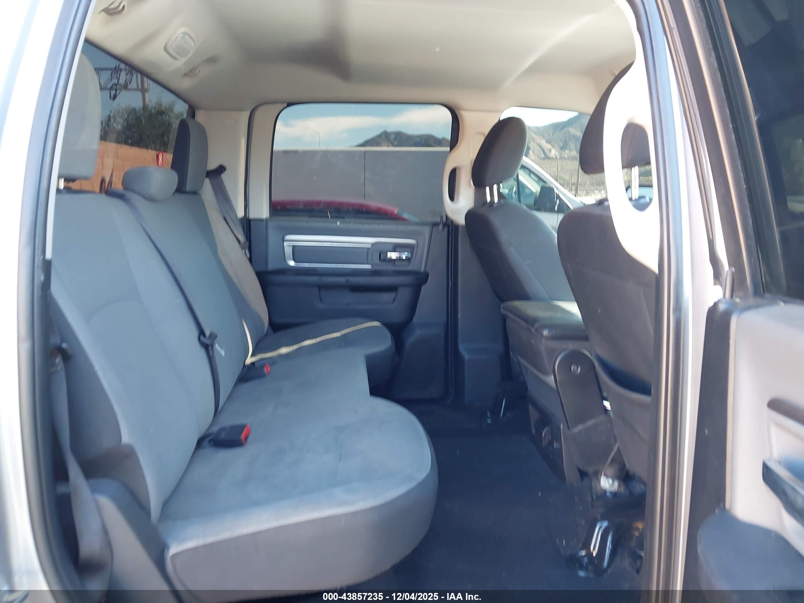RAM 1500 image 8