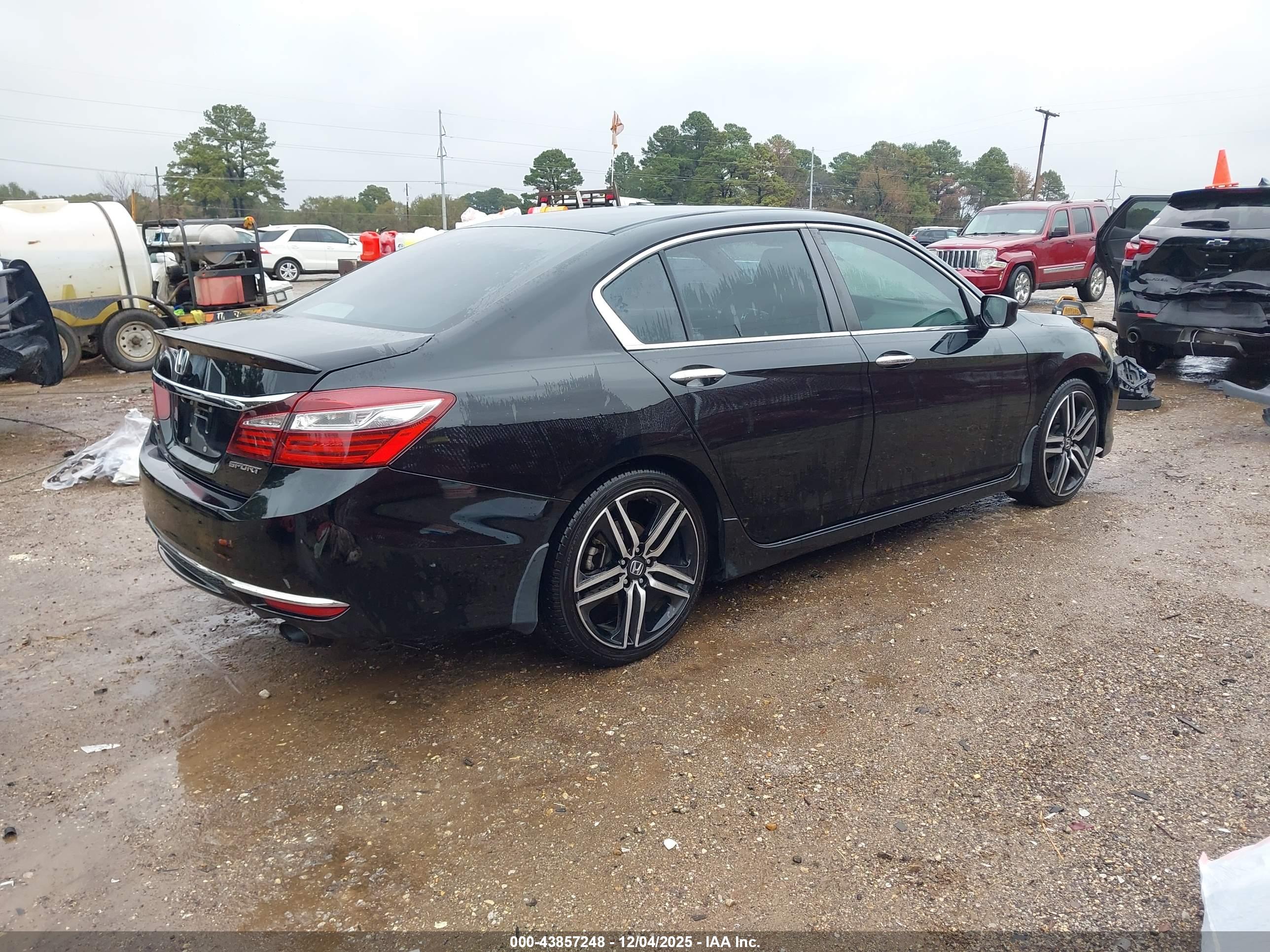 HONDA ACCORD image 4