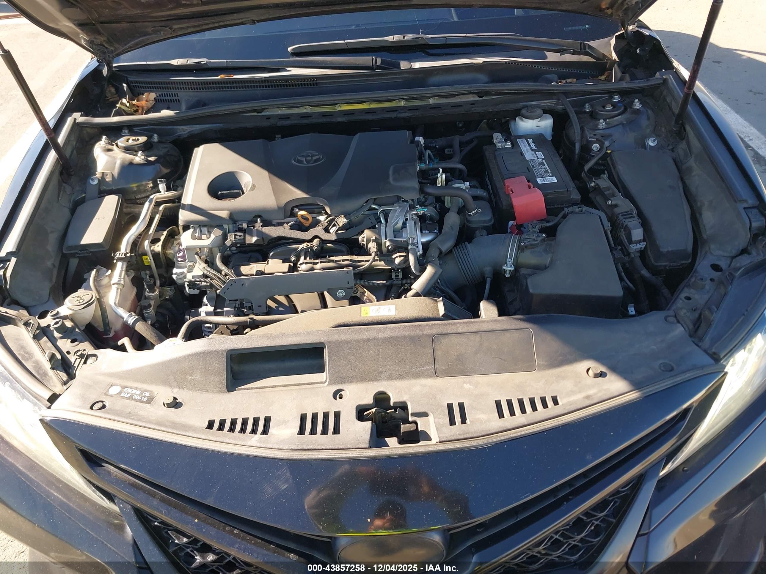 TOYOTA CAMRY image 10
