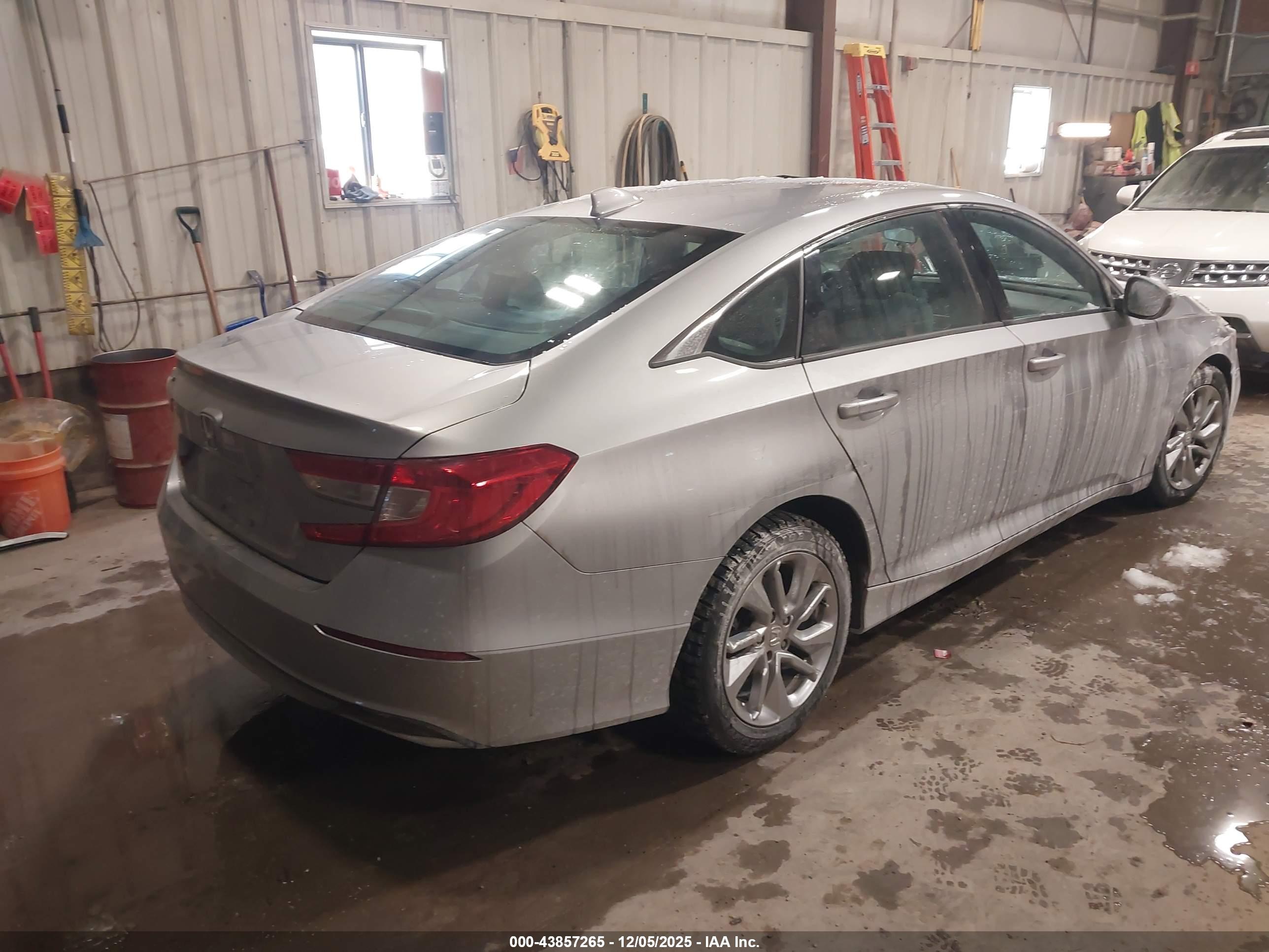 HONDA ACCORD image 4