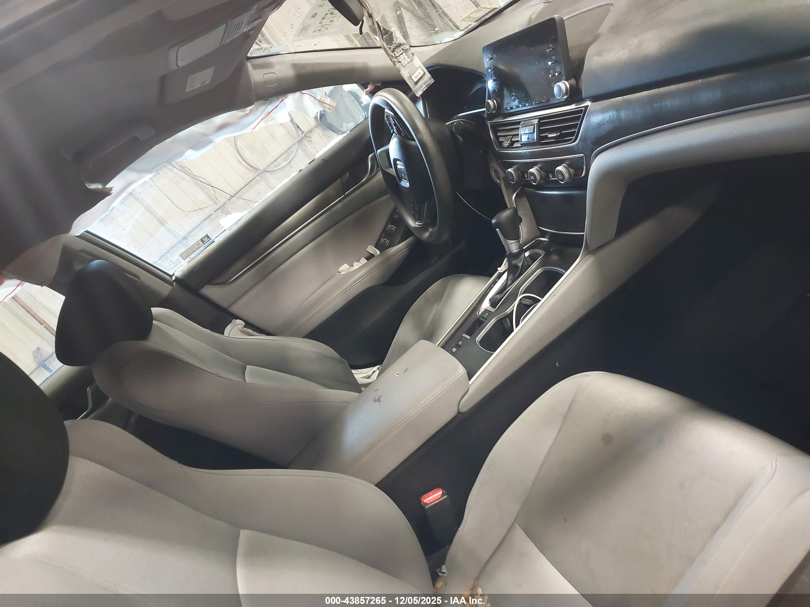 HONDA ACCORD image 5