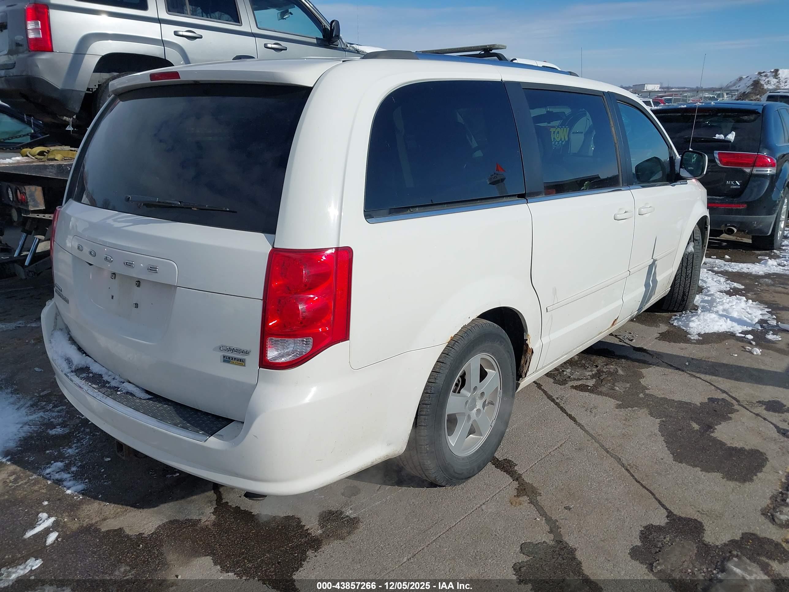DODGE GRAND image 4