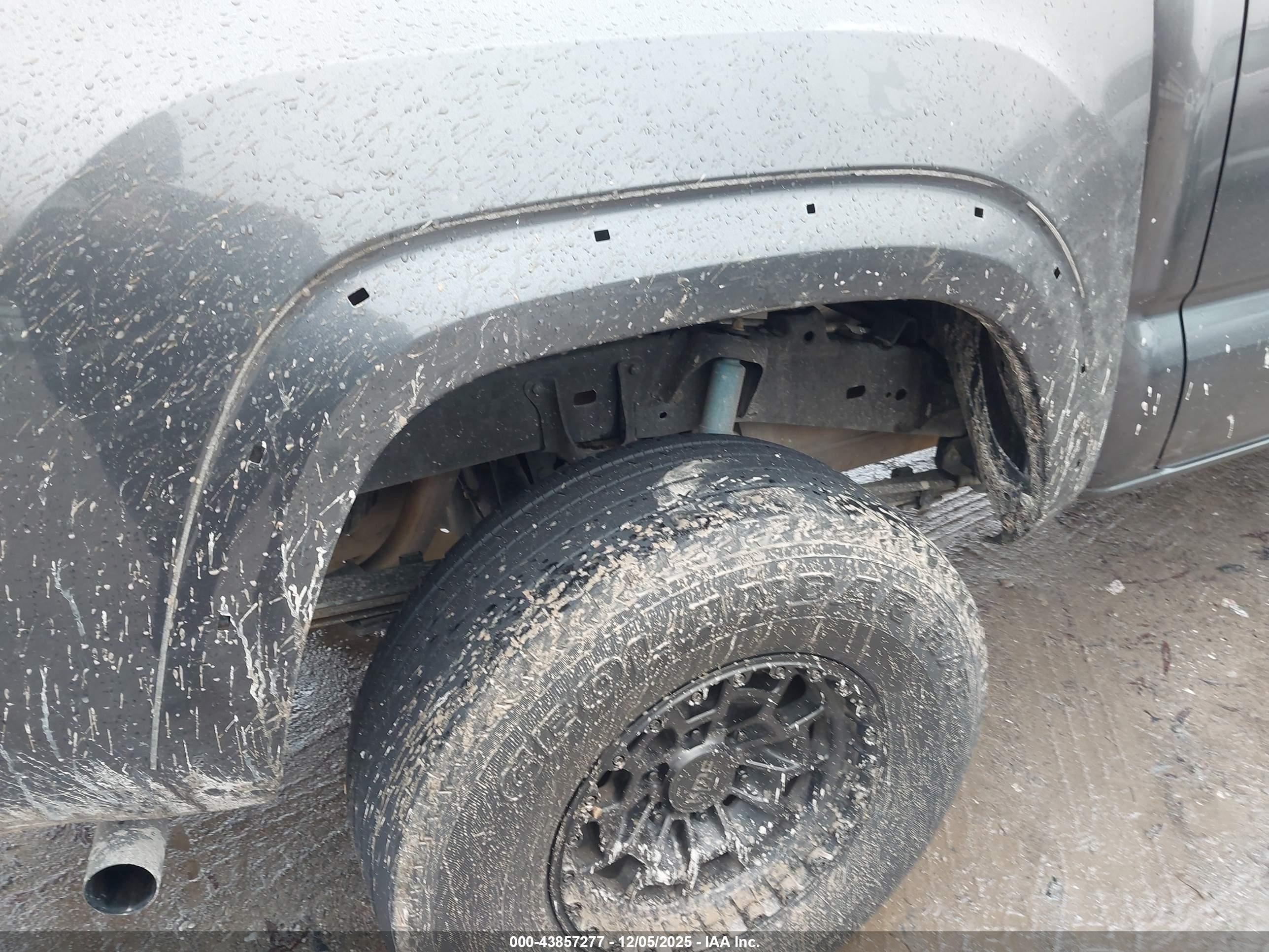 TOYOTA TACOMA image 6