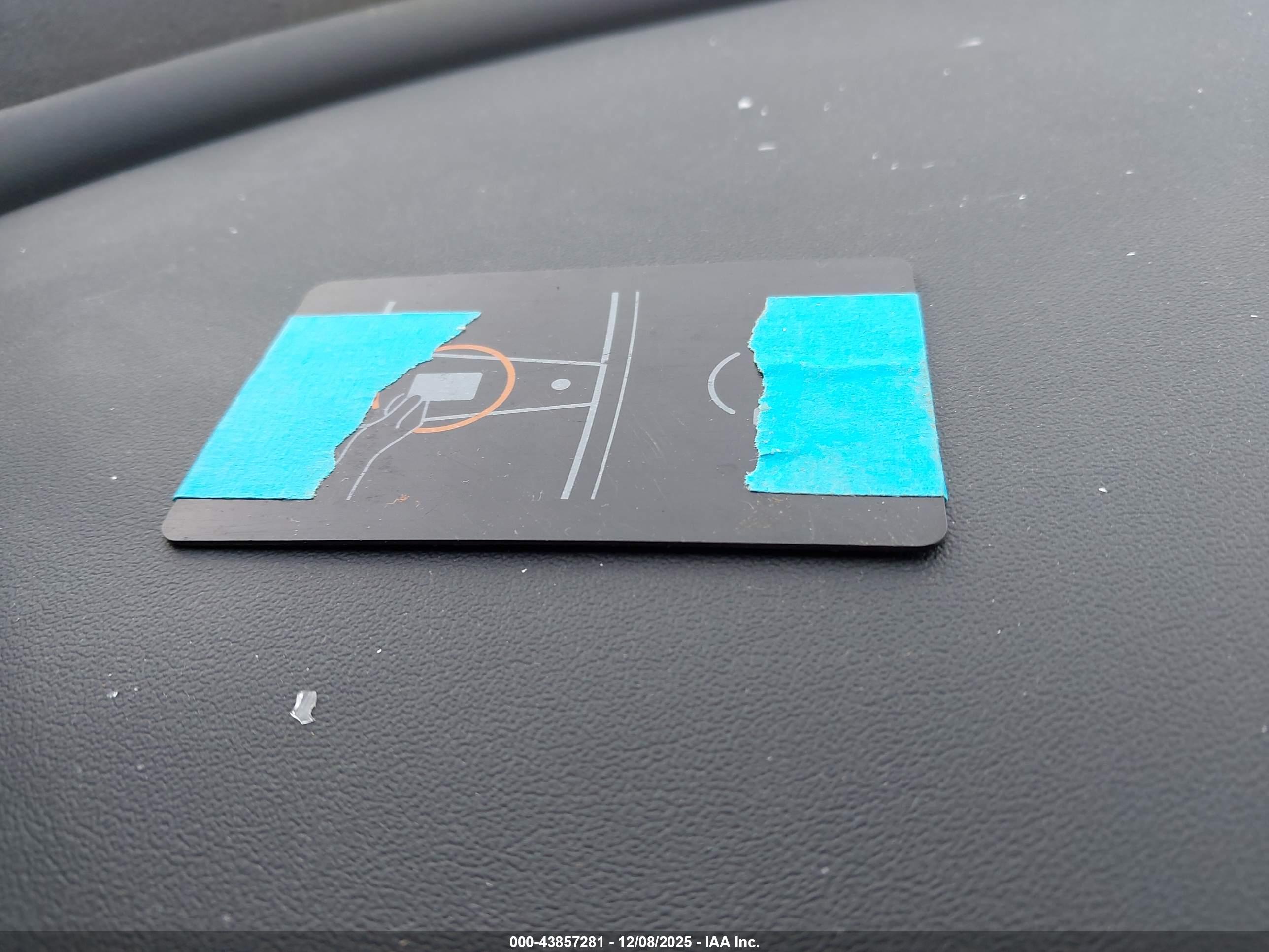 TESLA MODEL image 11