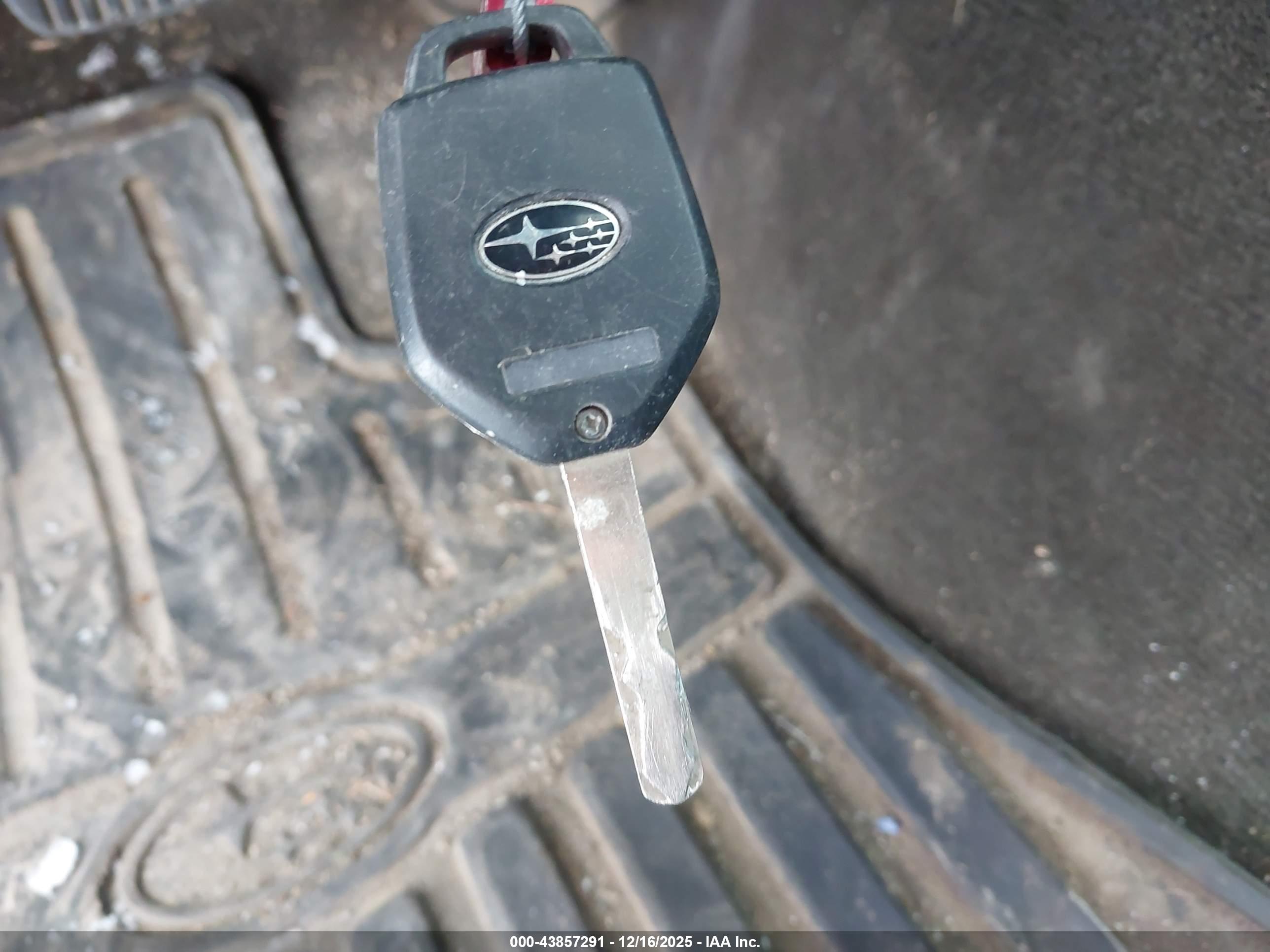 SUBARU OUTBACK image 11
