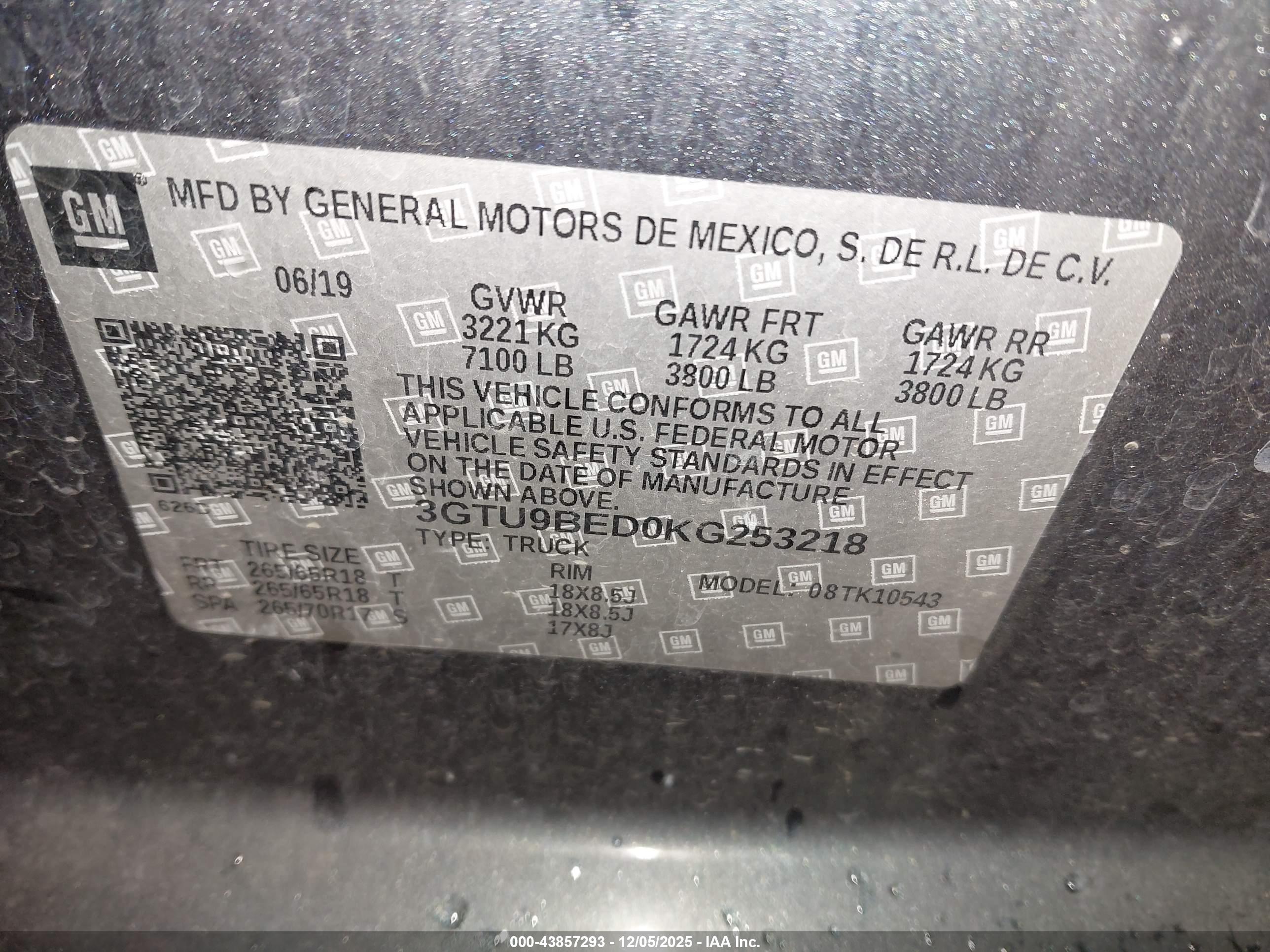 GMC SIERRA image 9