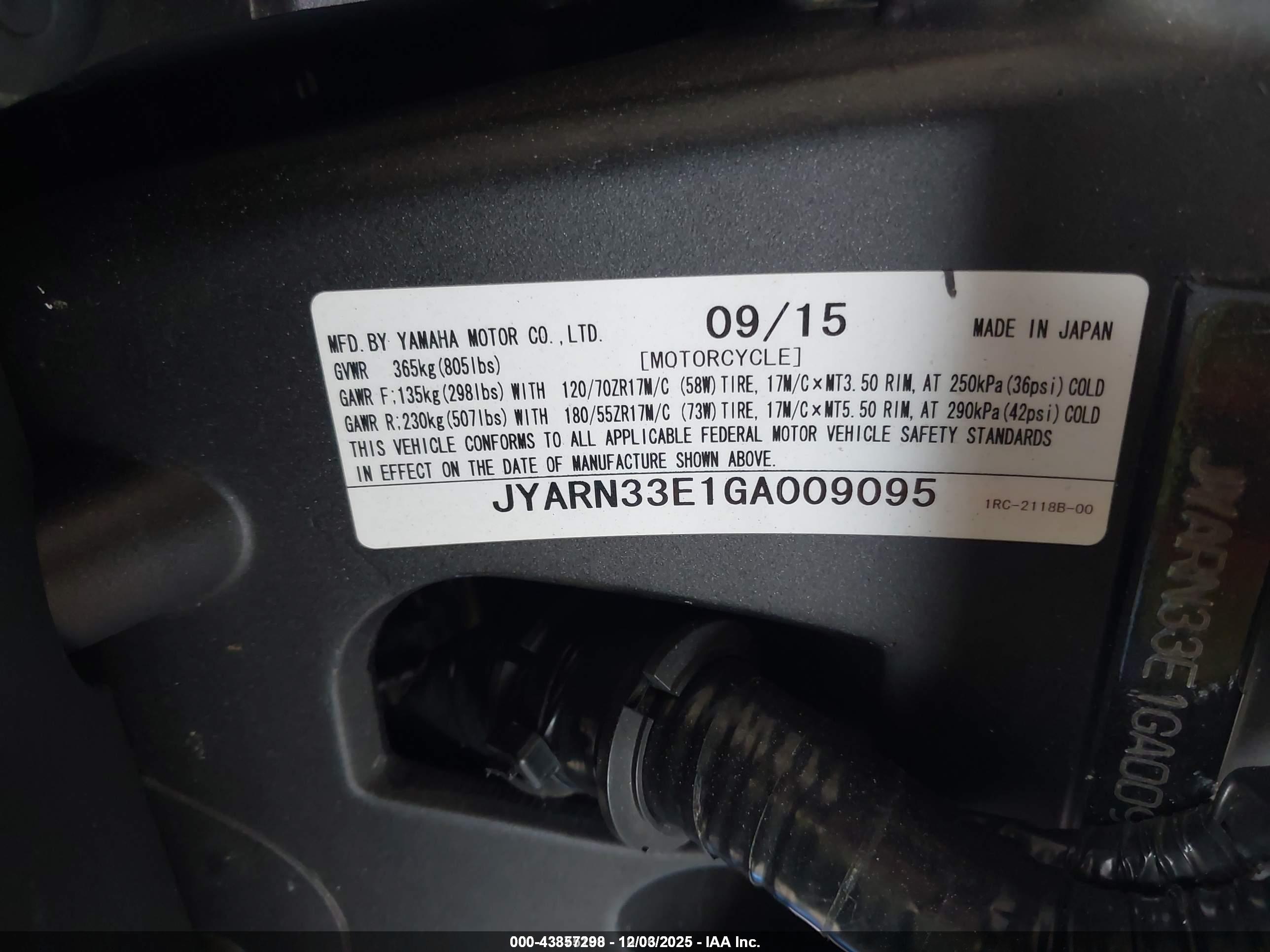 YAMAHA FZ09 image 10