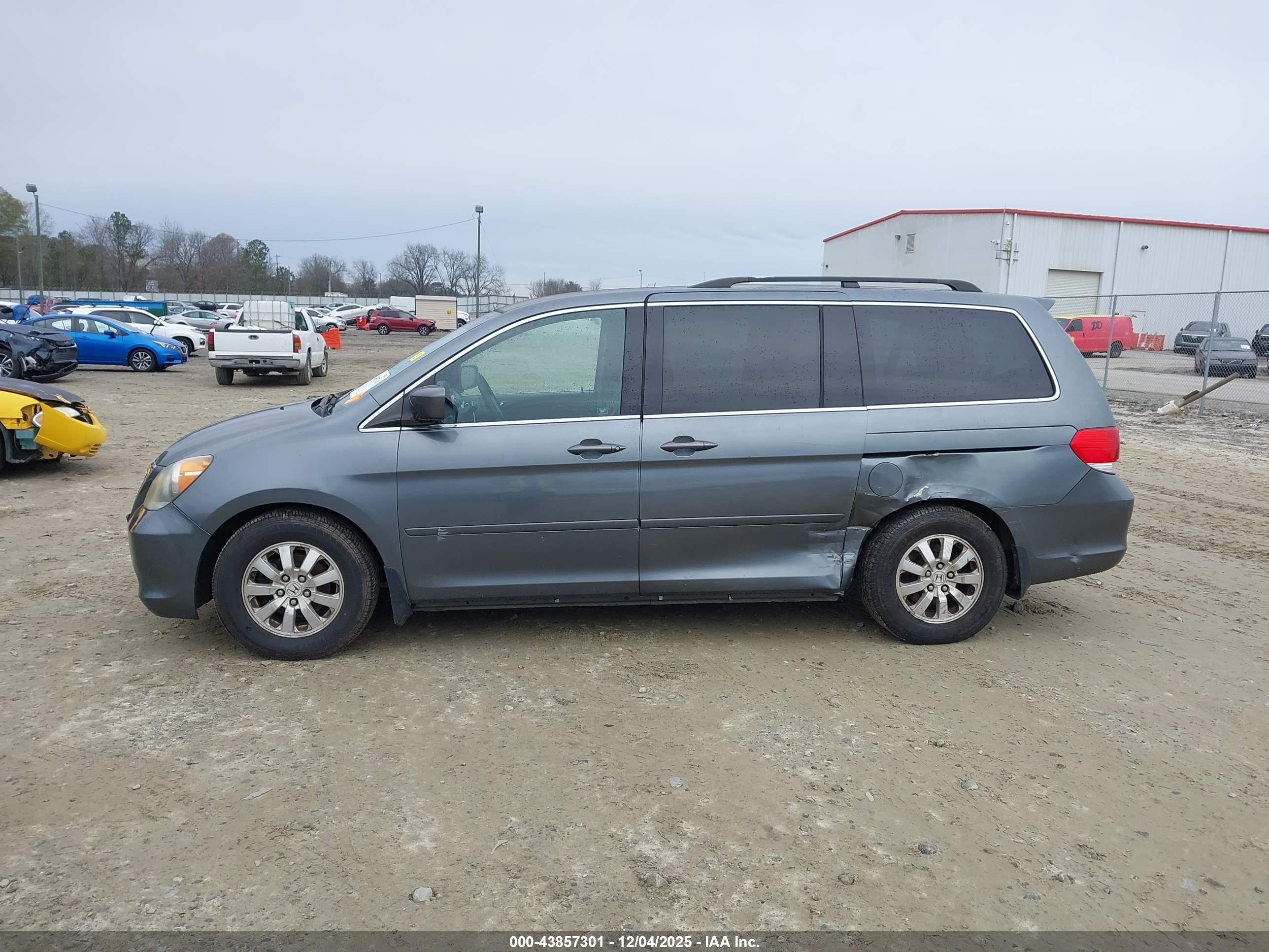 HONDA ODYSSEY image 6