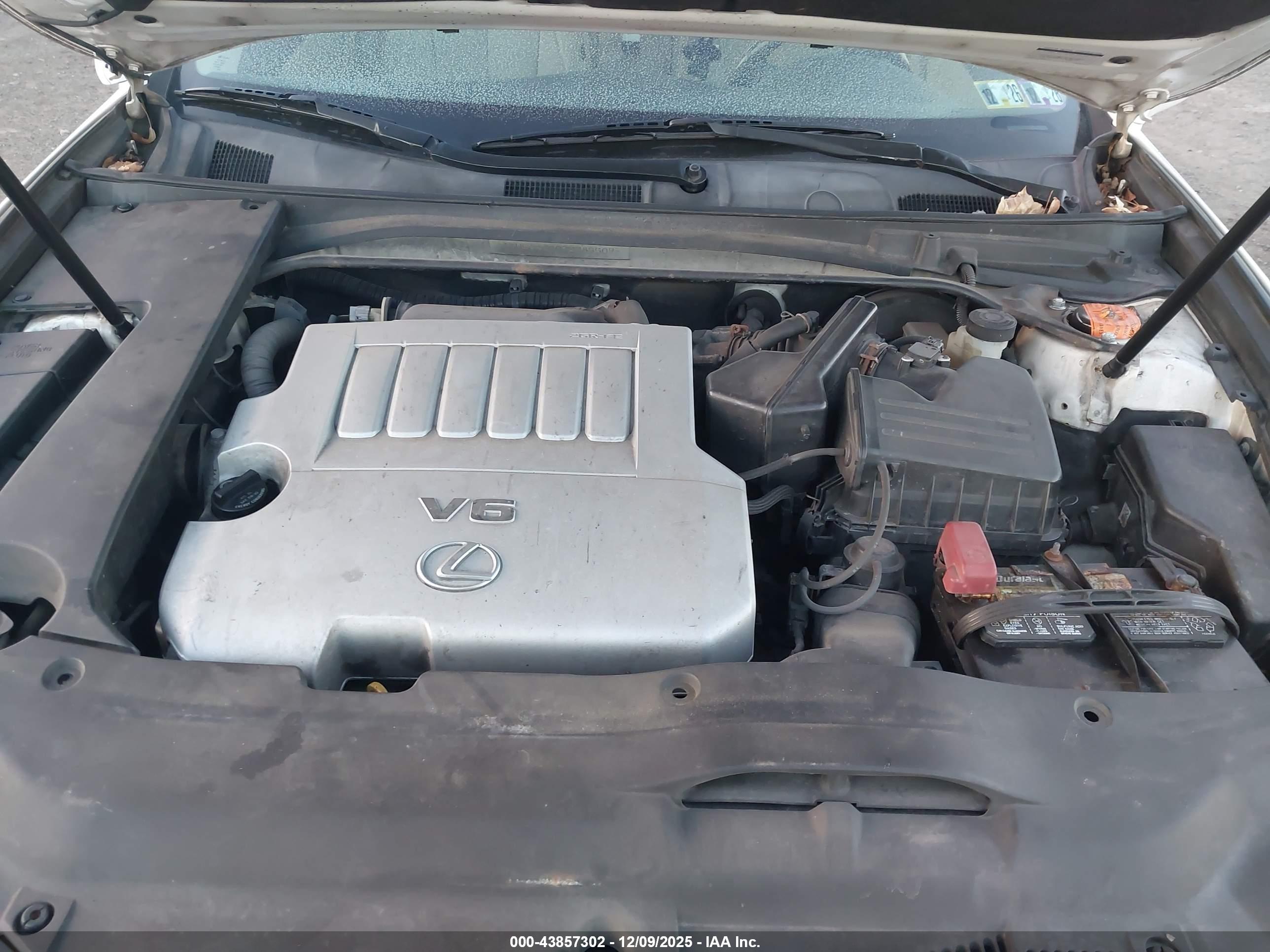 LEXUS ES image 10