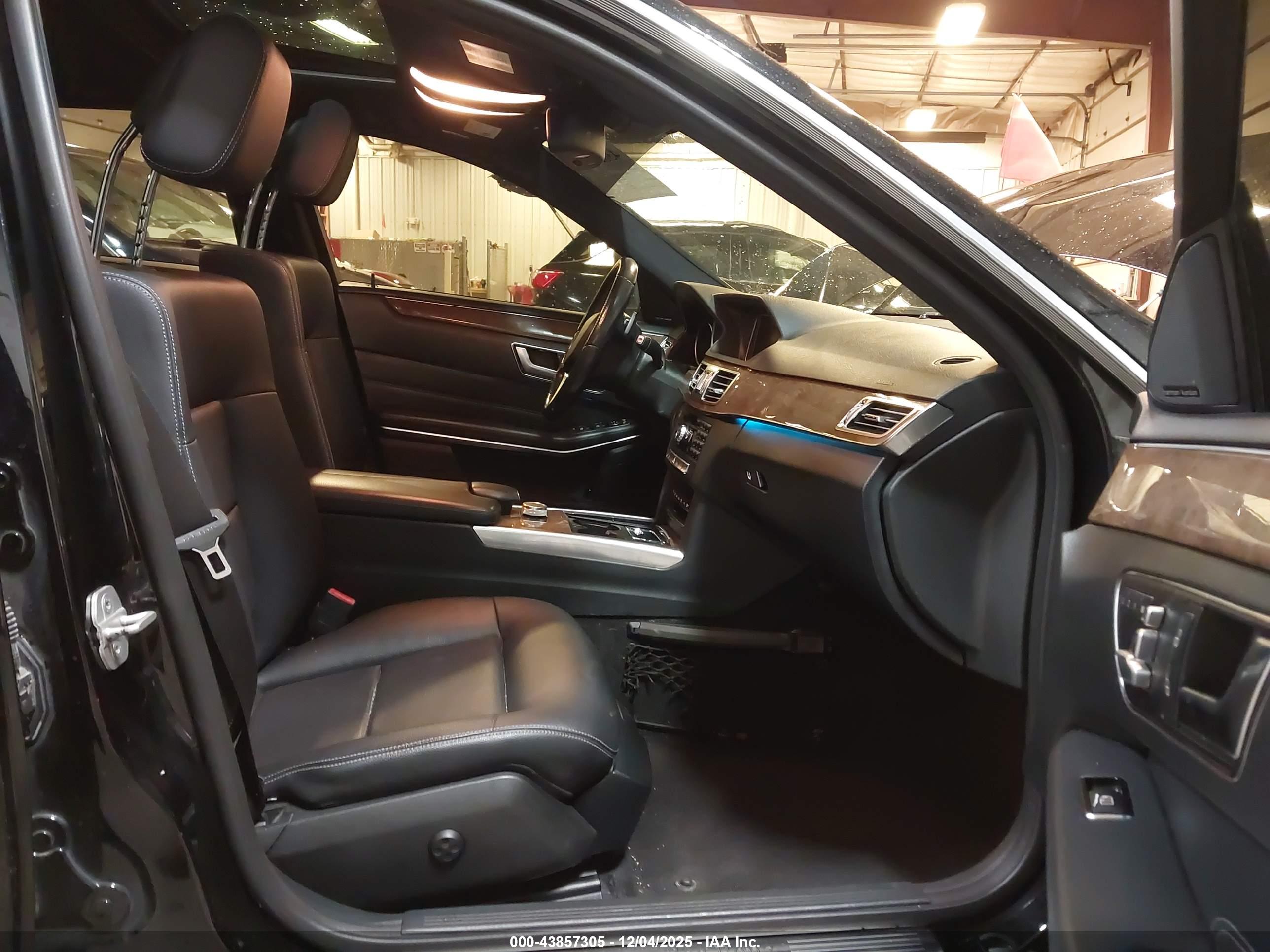 MERCEDES-BENZ E image 5