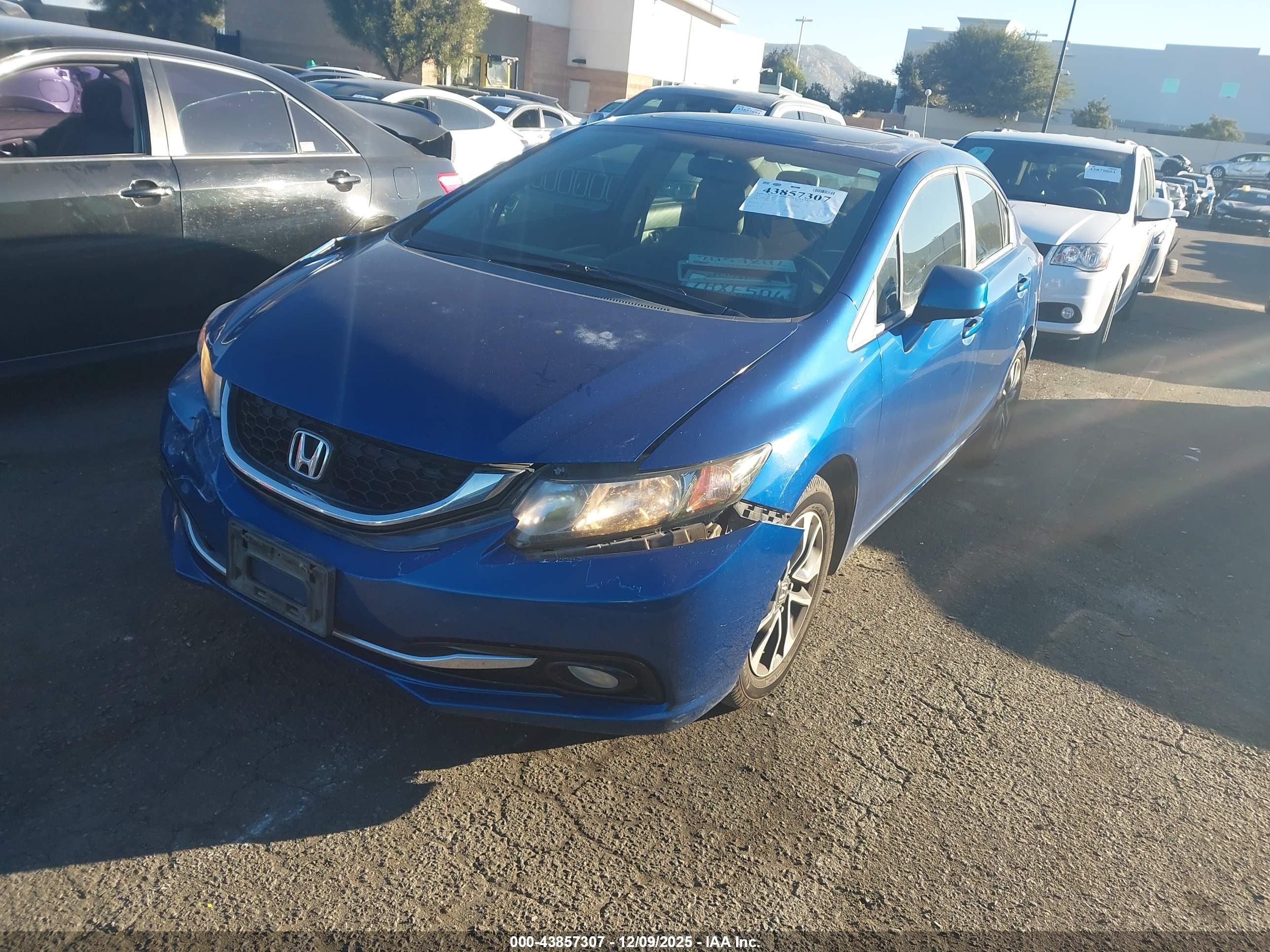 HONDA CIVIC image 2