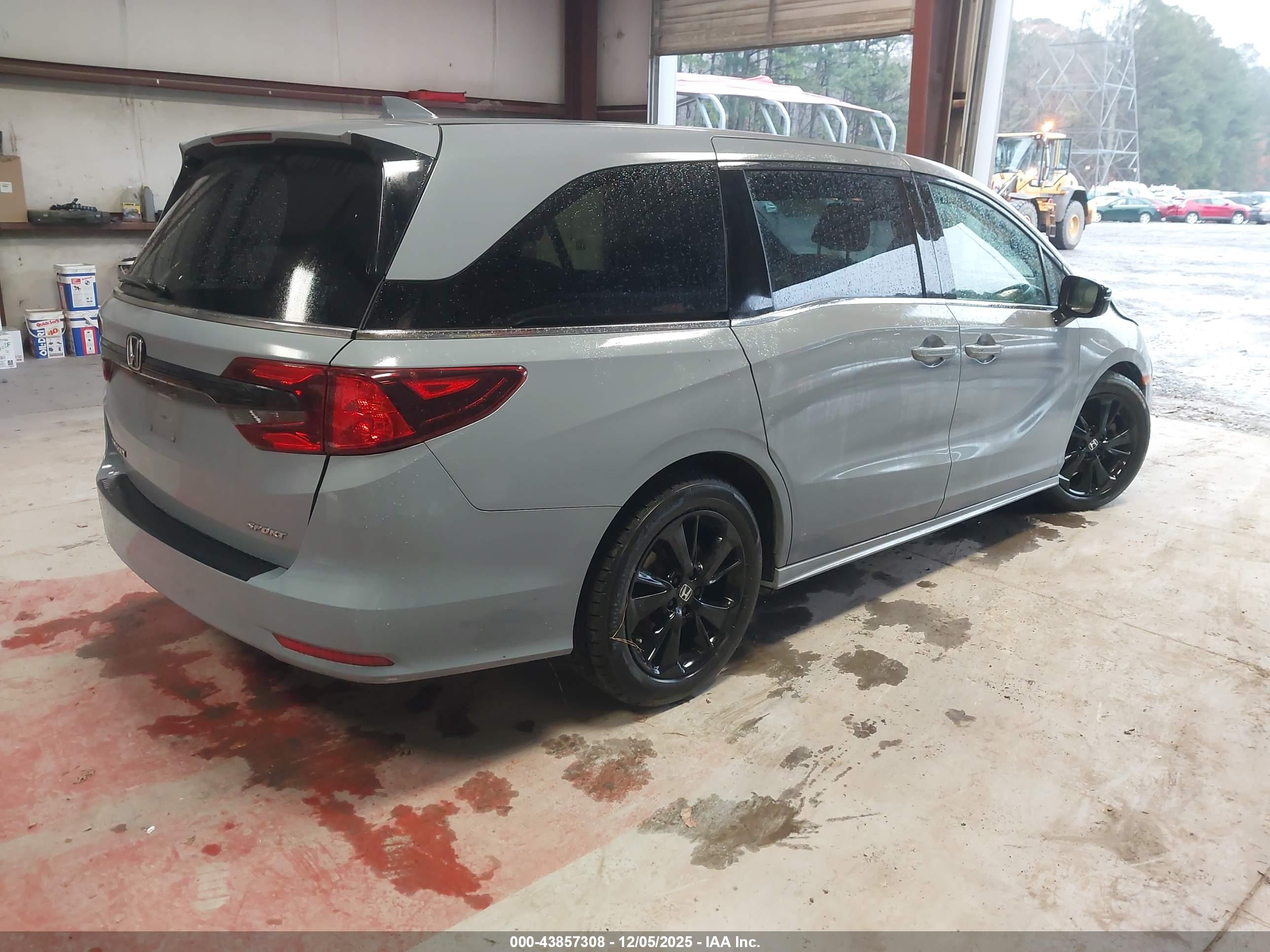 HONDA ODYSSEY image 4