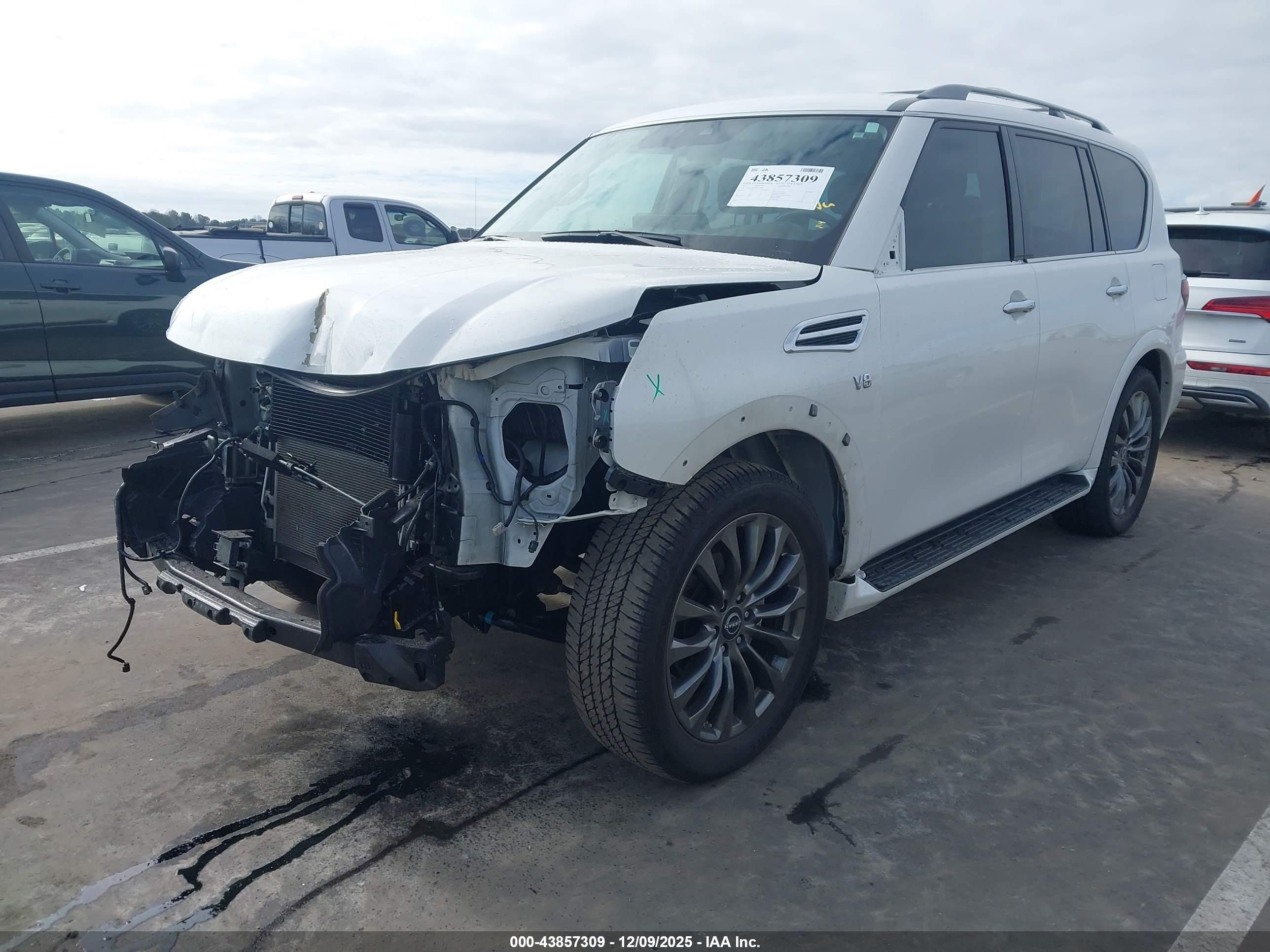 NISSAN ARMADA image 2
