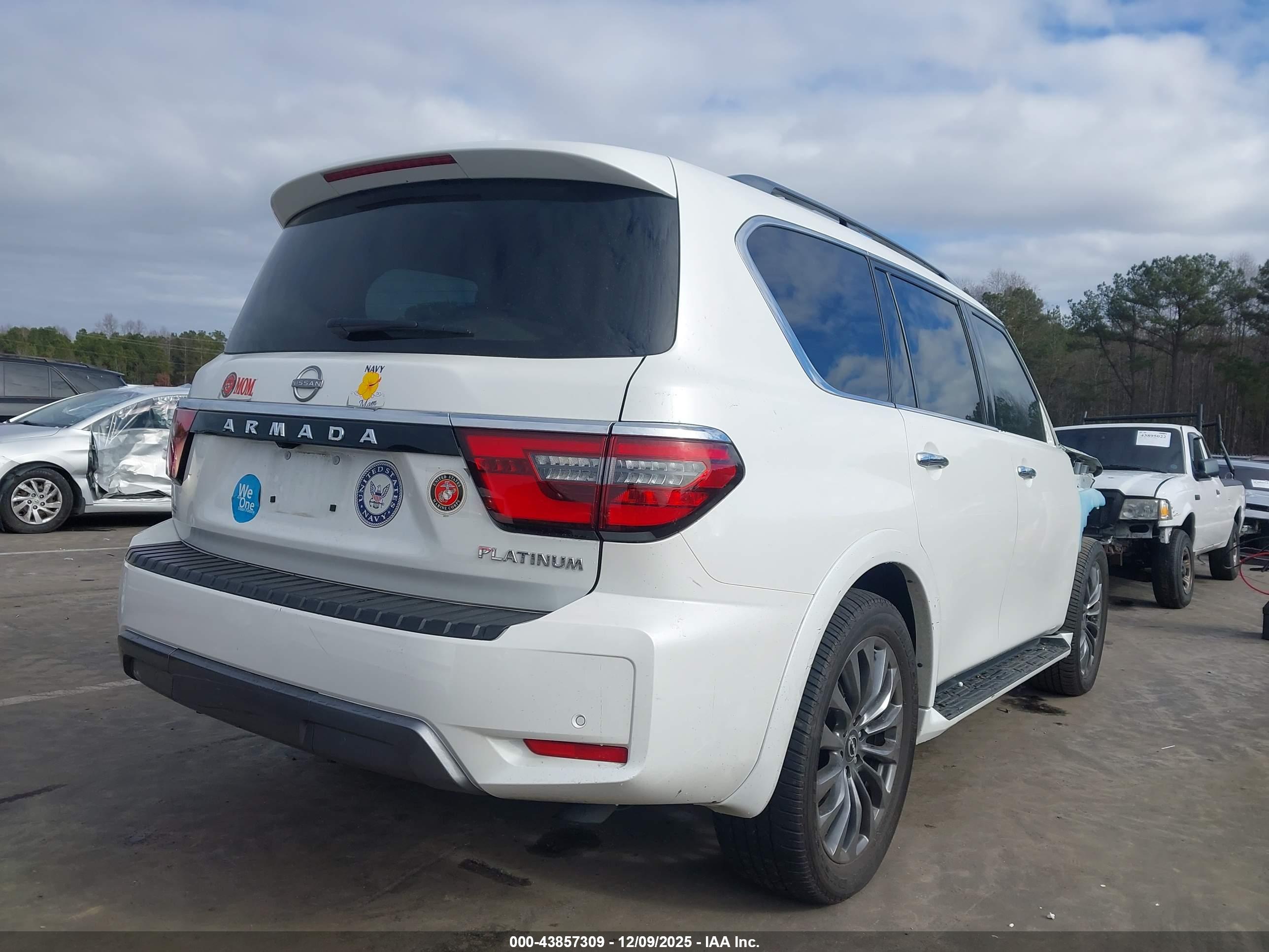 NISSAN ARMADA image 4