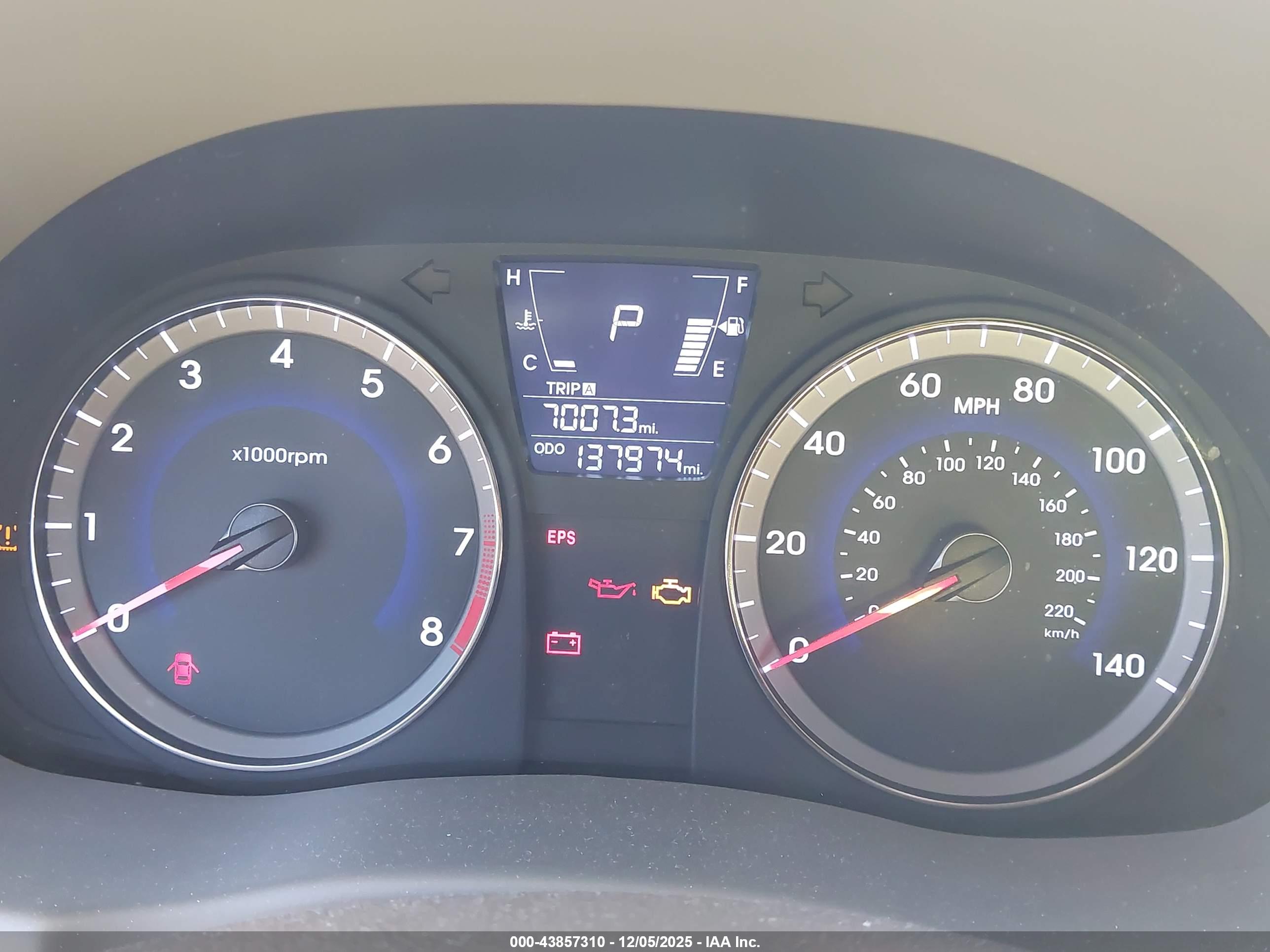 HYUNDAI ACCENT image 7