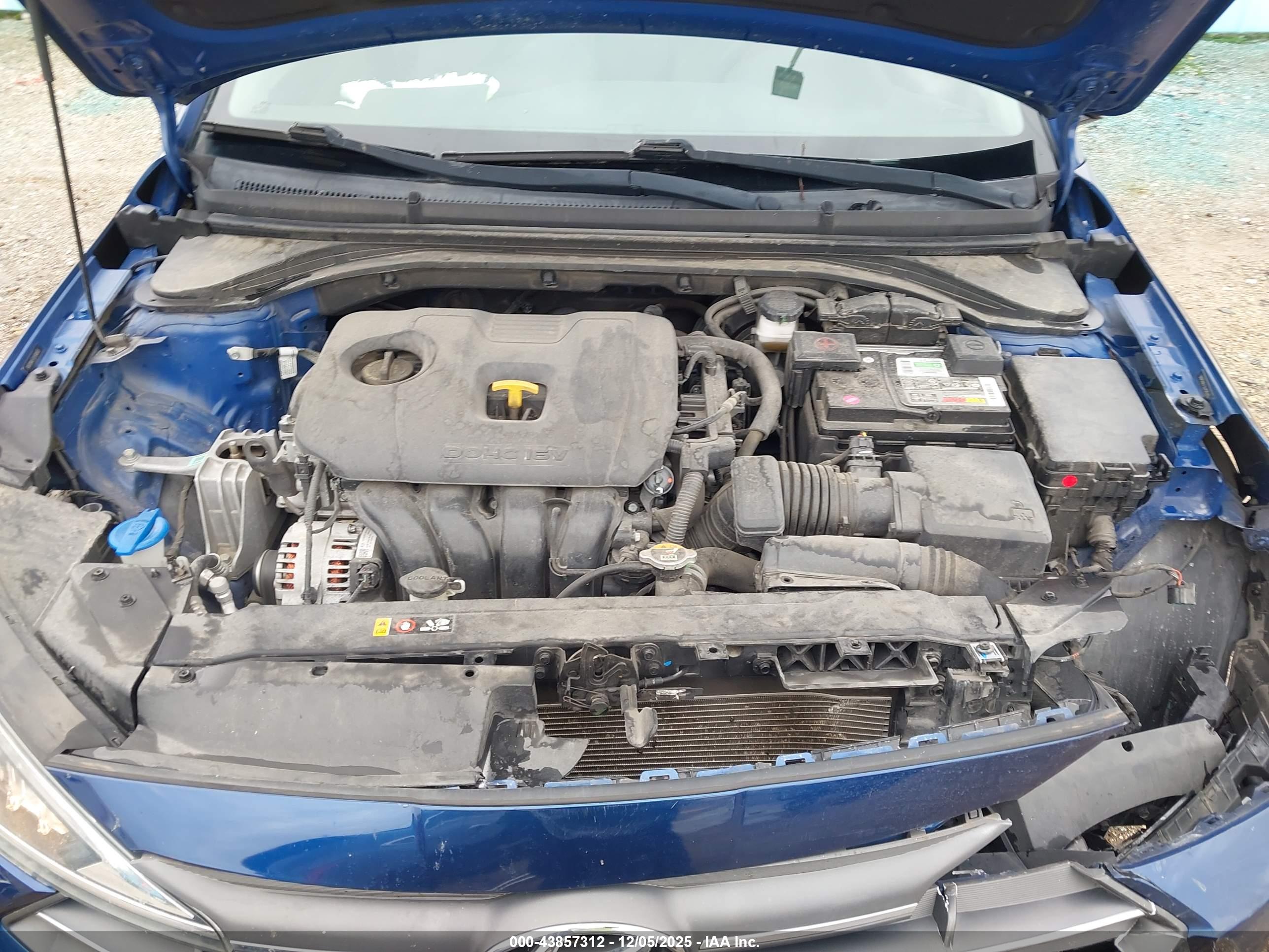 HYUNDAI ELANTRA image 10