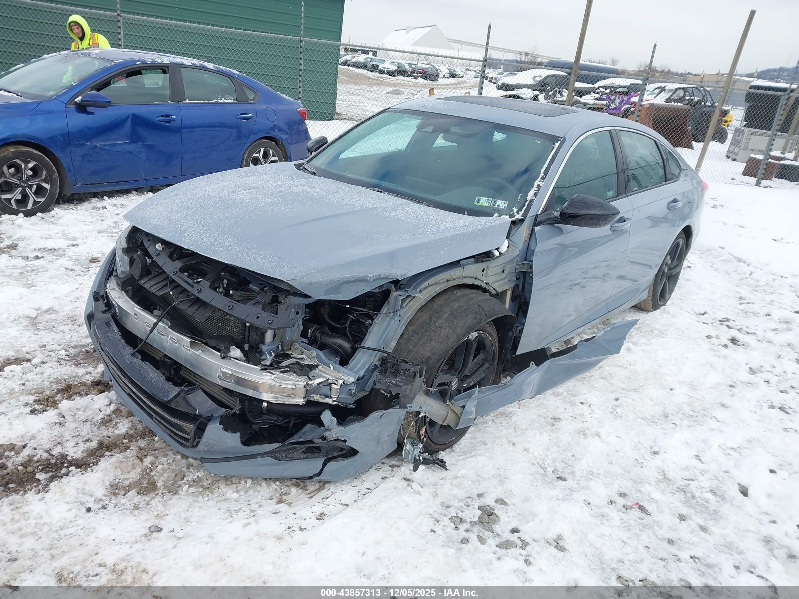HONDA ACCORD image 2