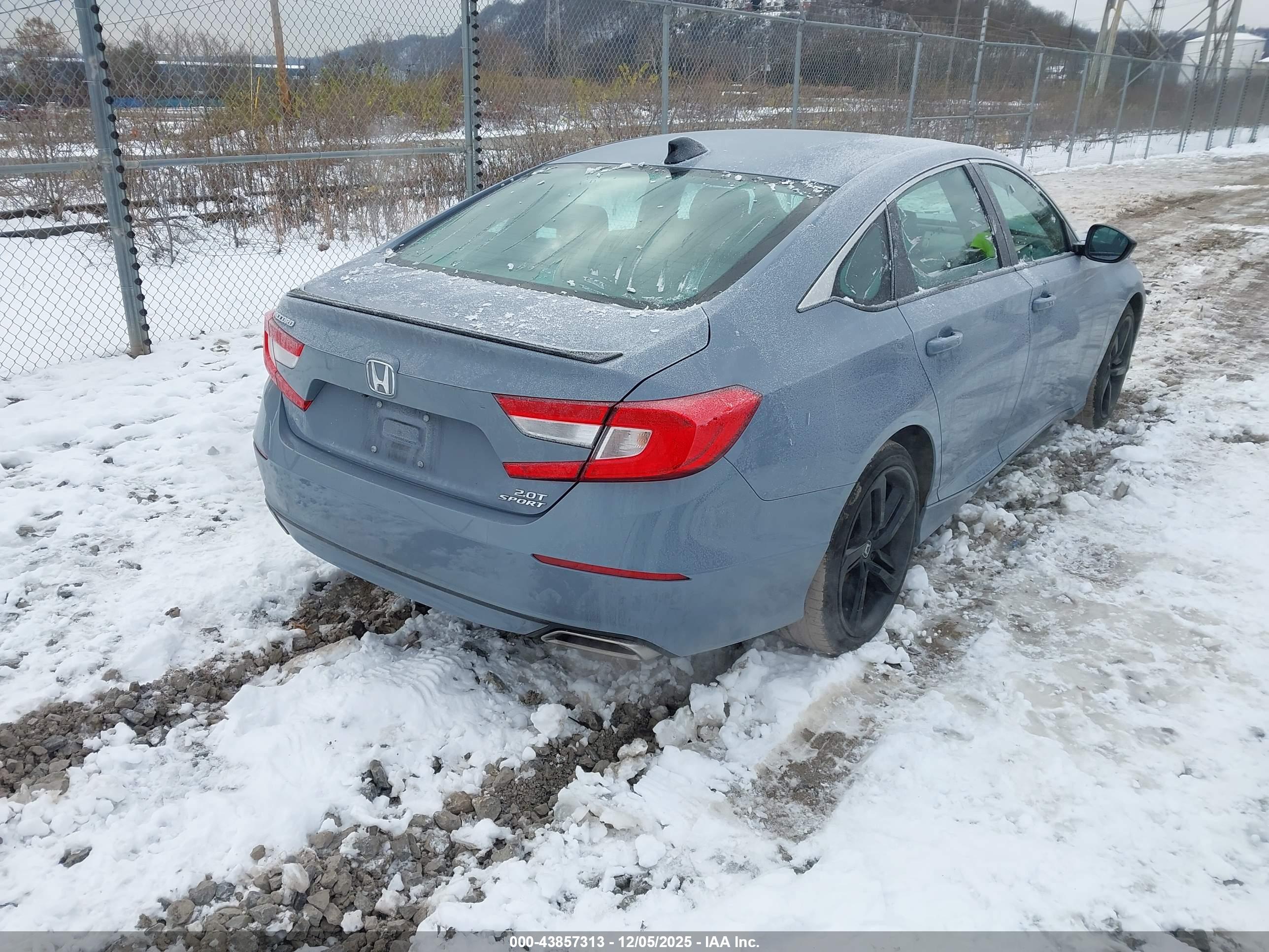HONDA ACCORD image 4