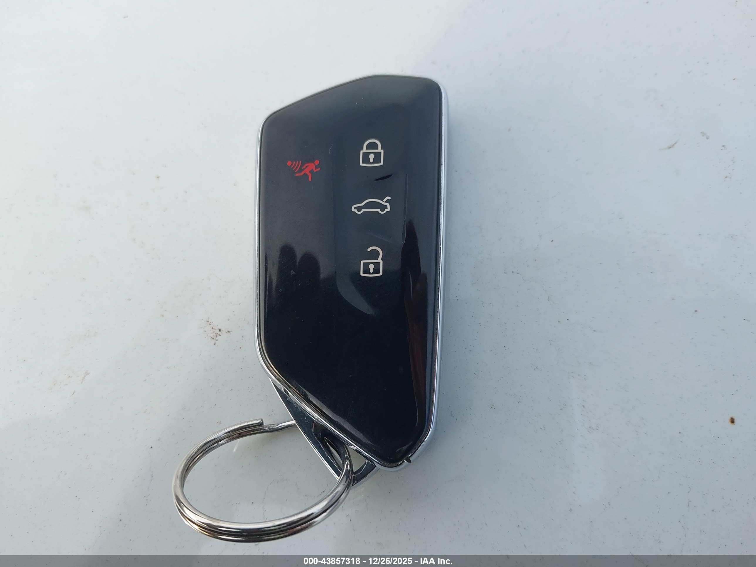 VOLKSWAGEN ID.4 image 11