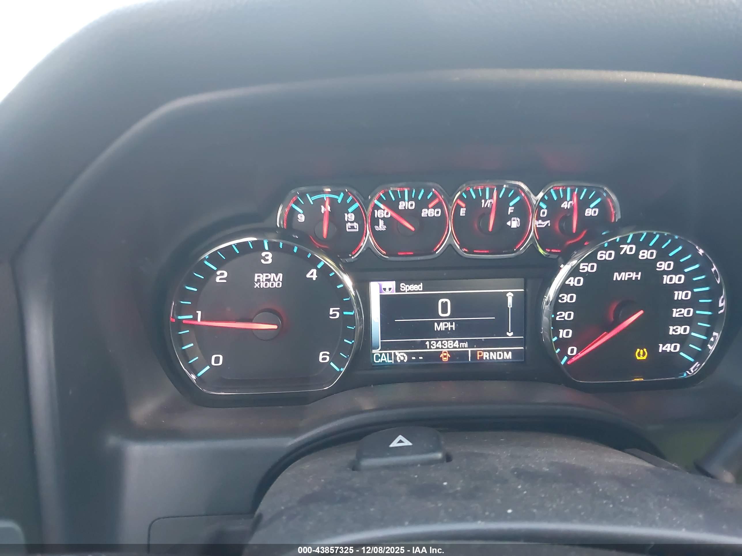 CHEVROLET SILVERADO image 7