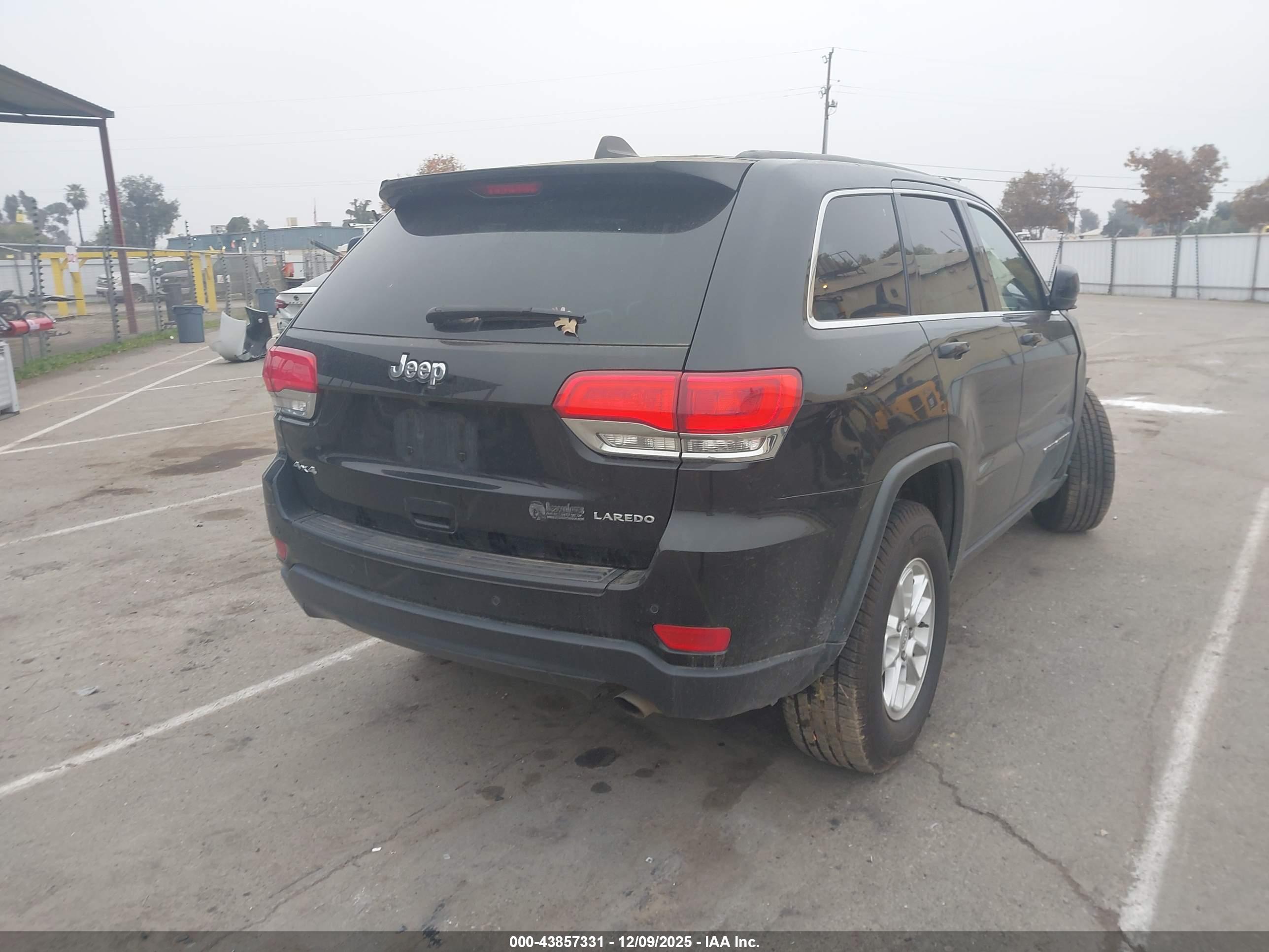 JEEP GRAND image 4