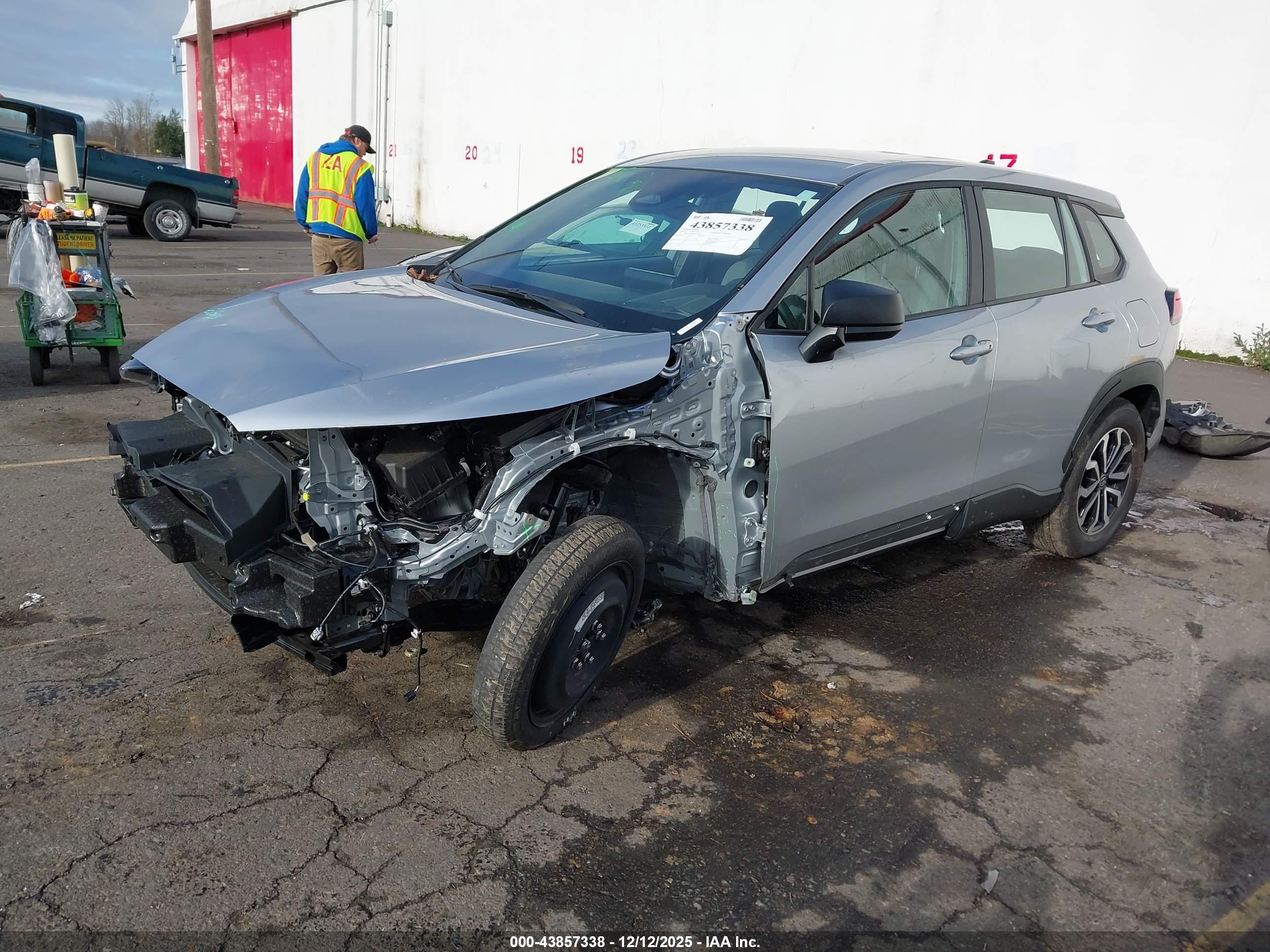 TOYOTA COROLLA image 2