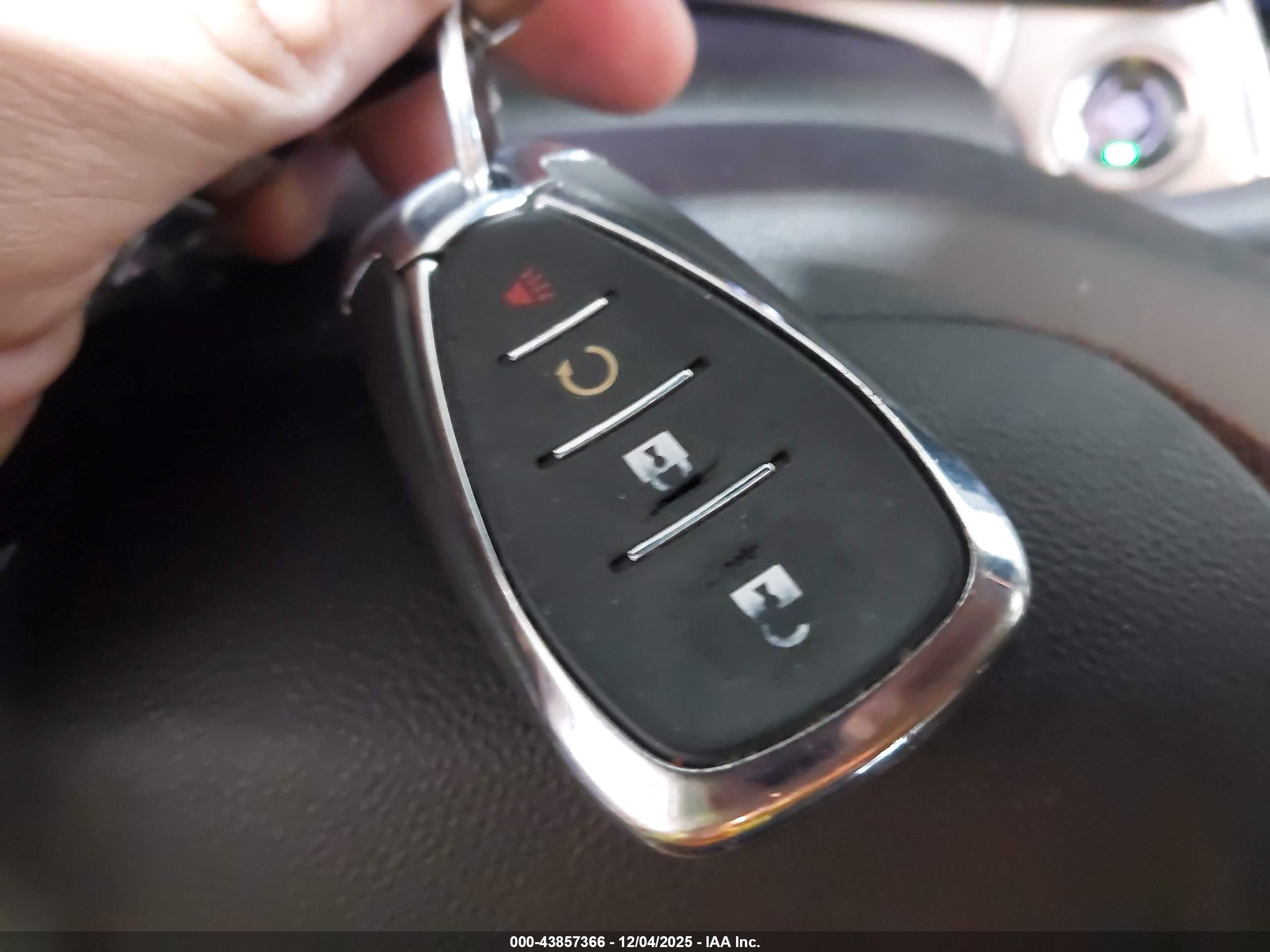 CHEVROLET TRAX image 11