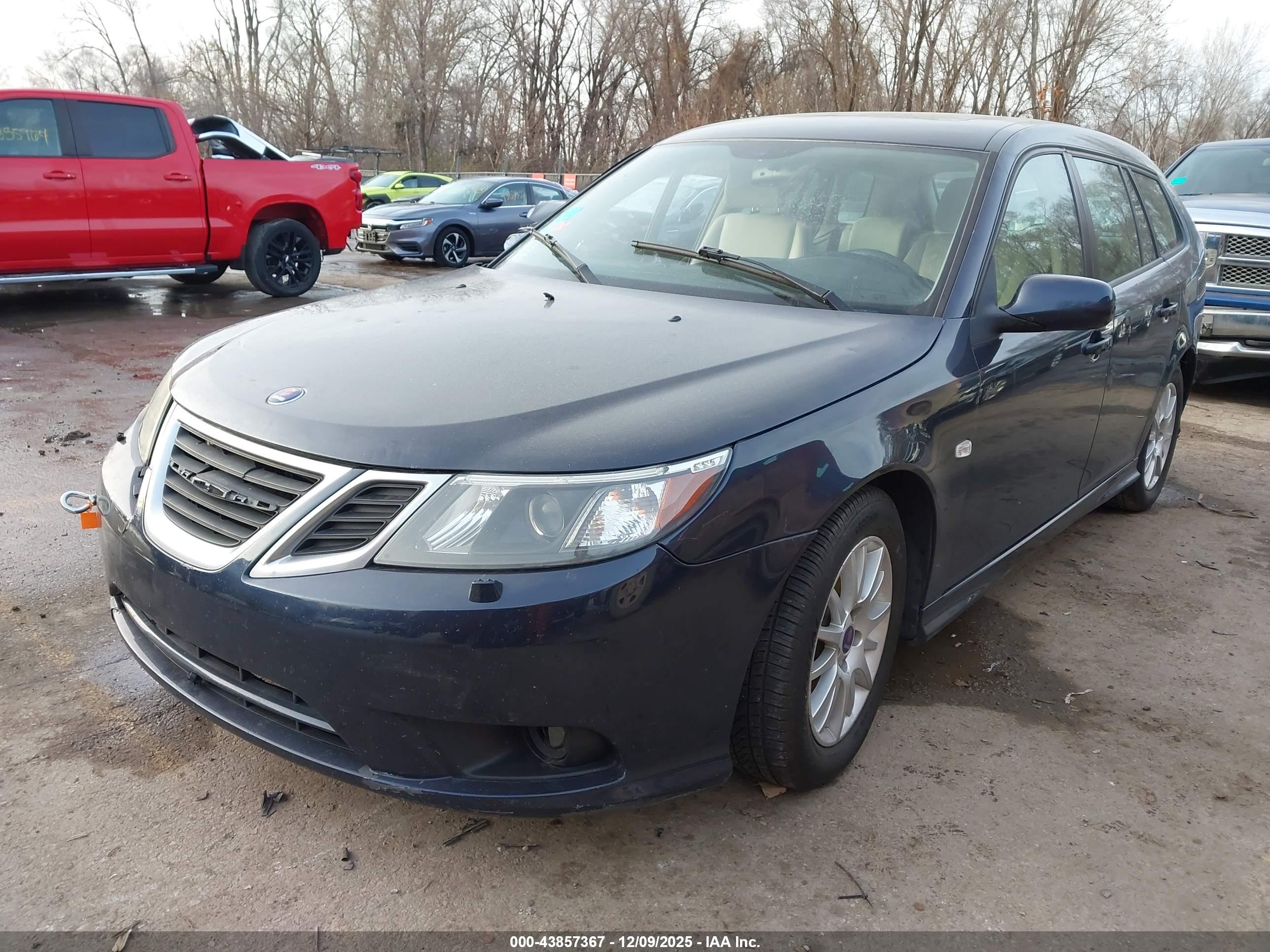 SAAB 9-3 image 2