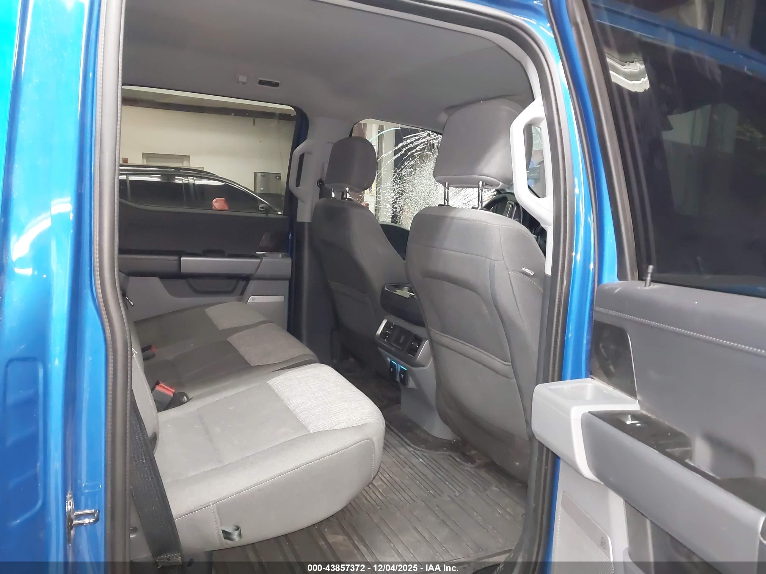 FORD F-150 image 8