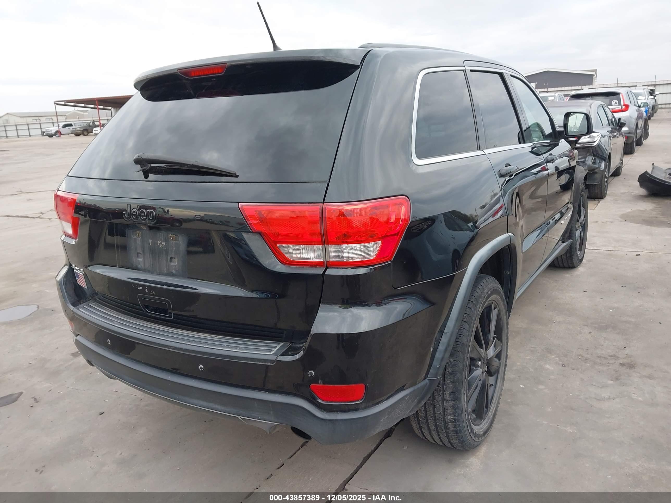JEEP GRAND image 4