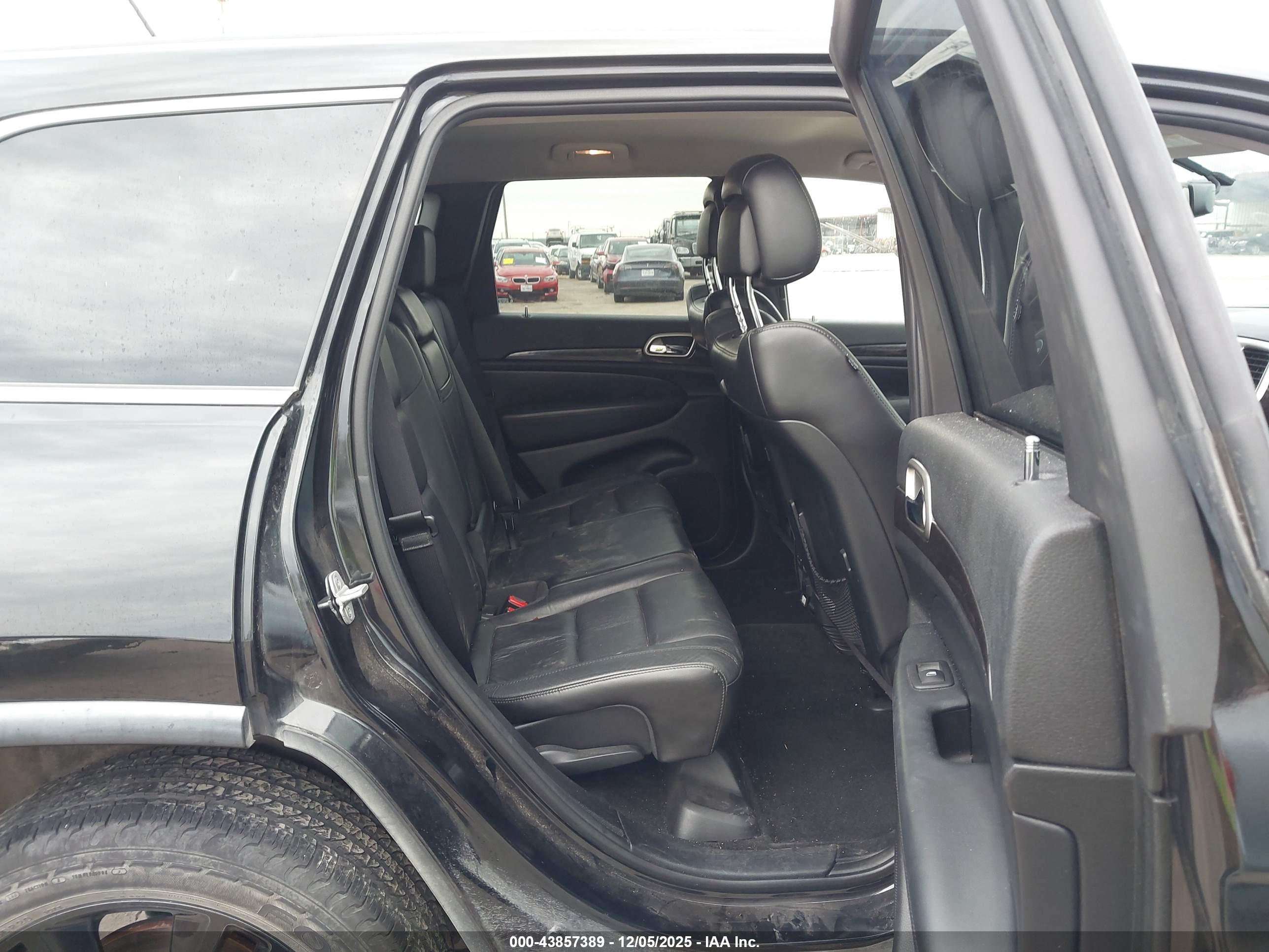 JEEP GRAND image 8