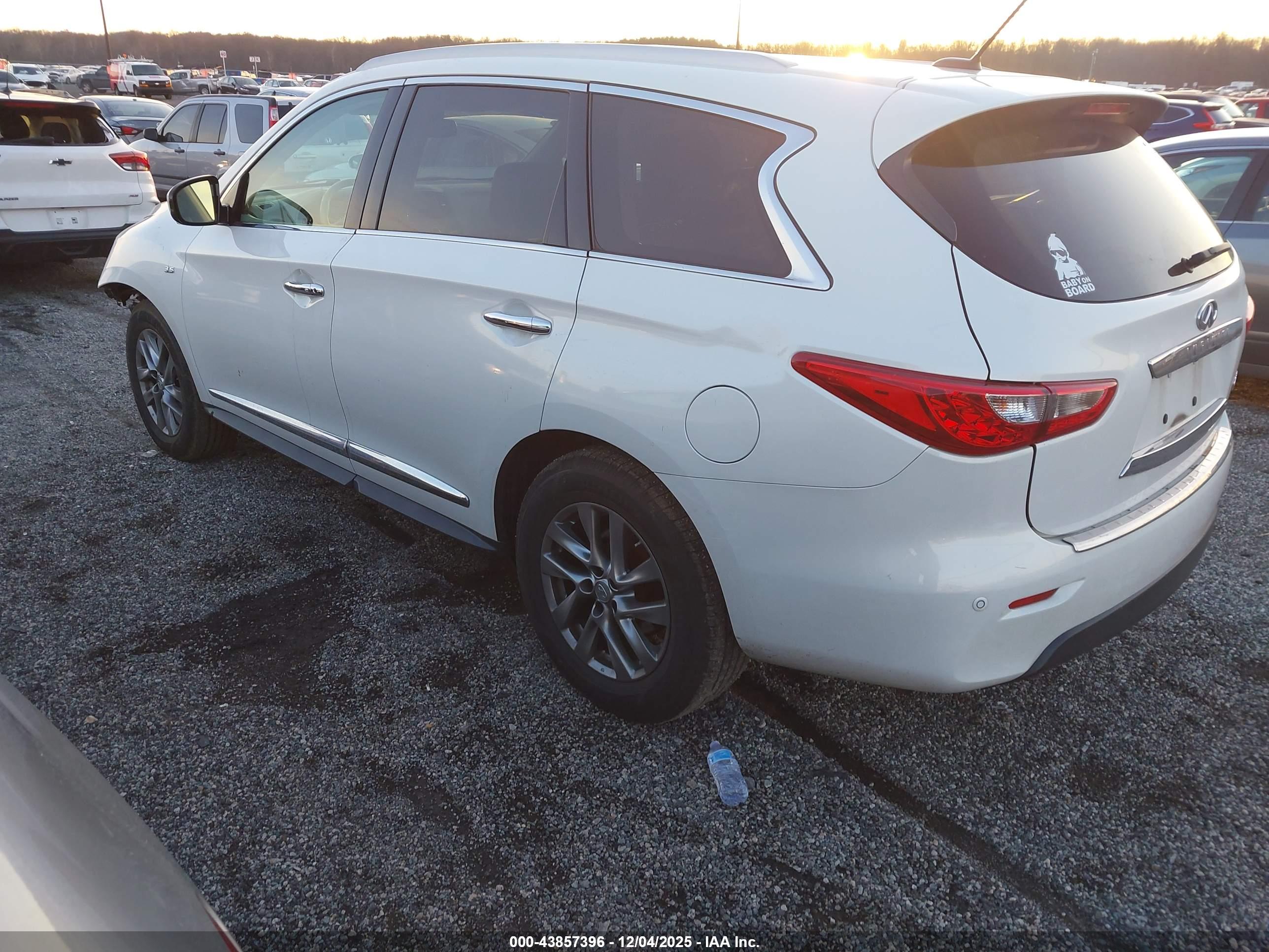 INFINITI QX60 image 3