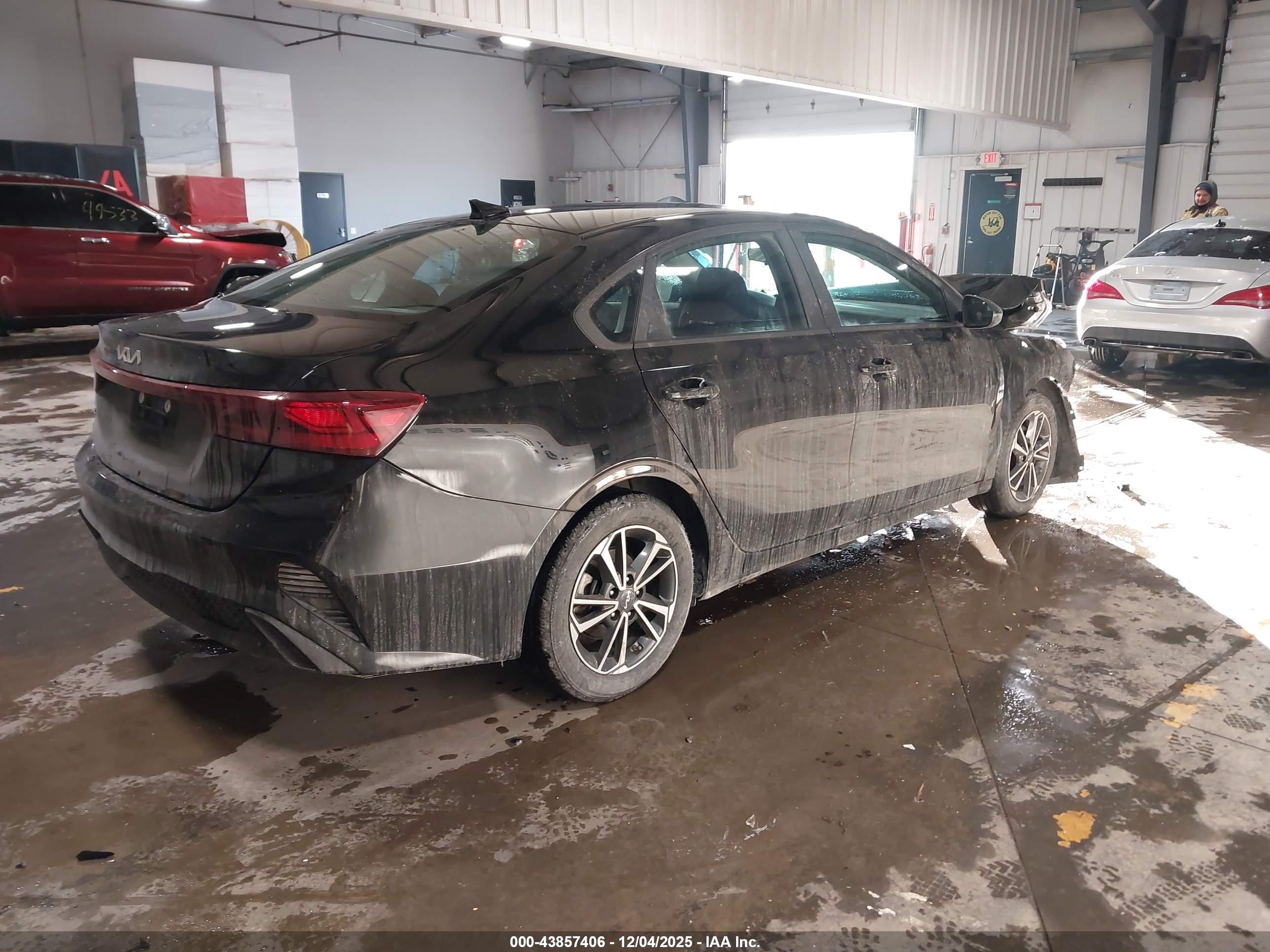 KIA FORTE image 4