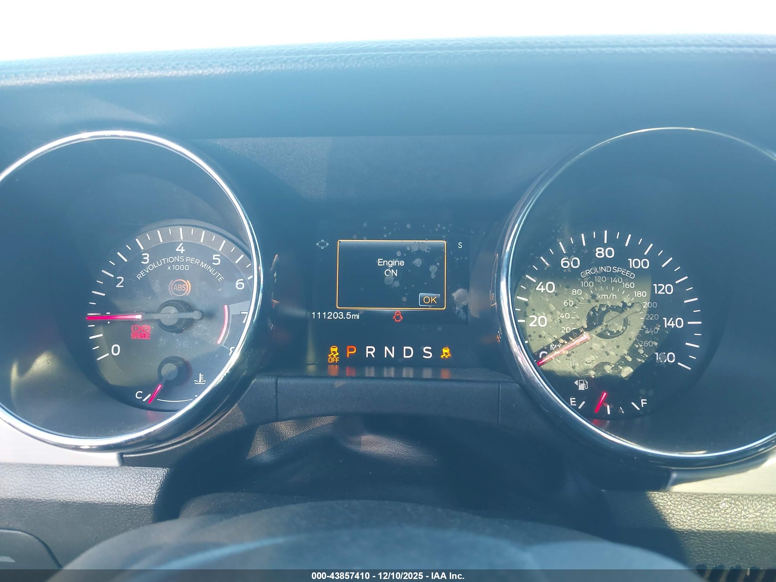 FORD MUSTANG image 7