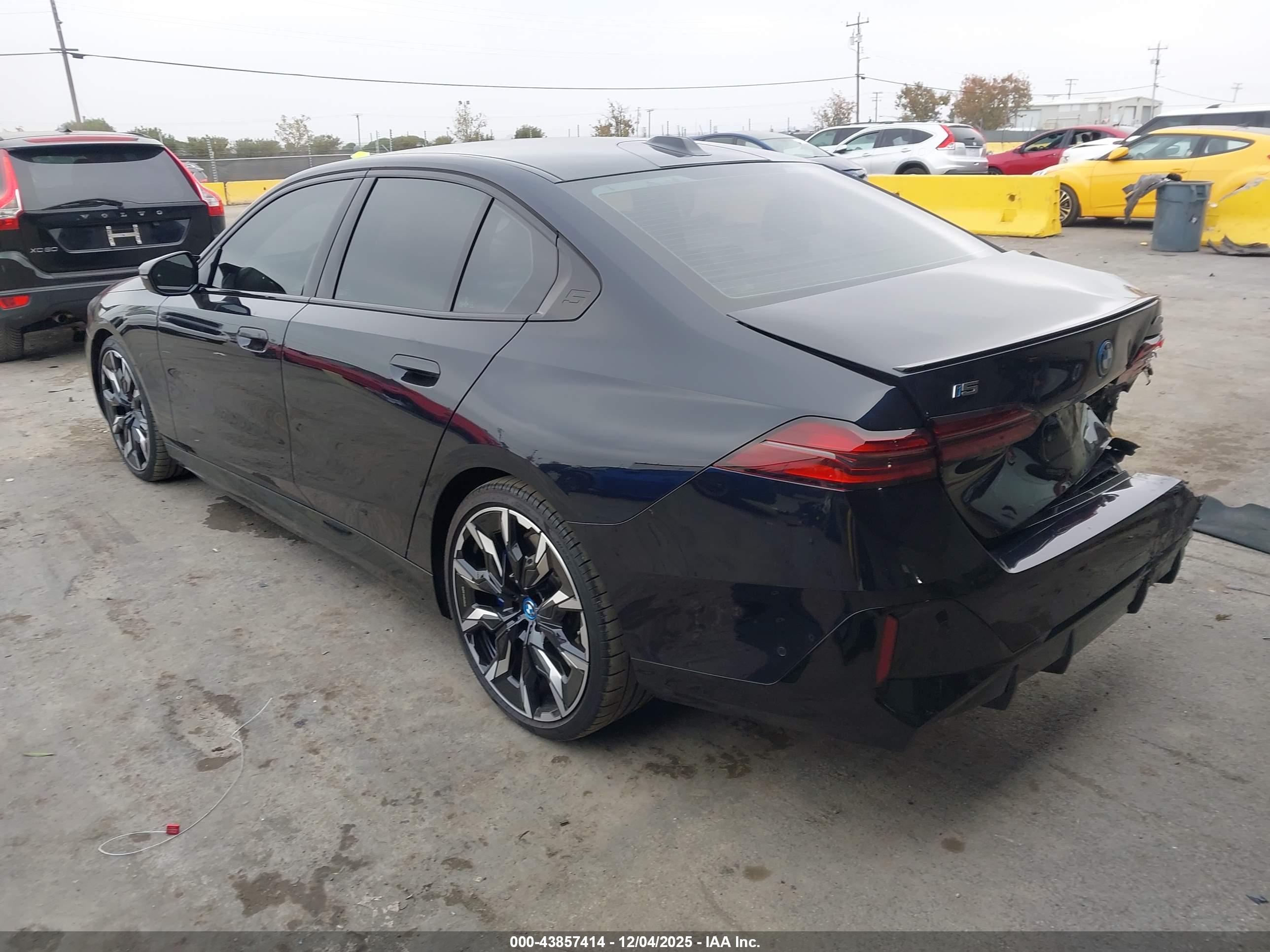BMW I5 image 3