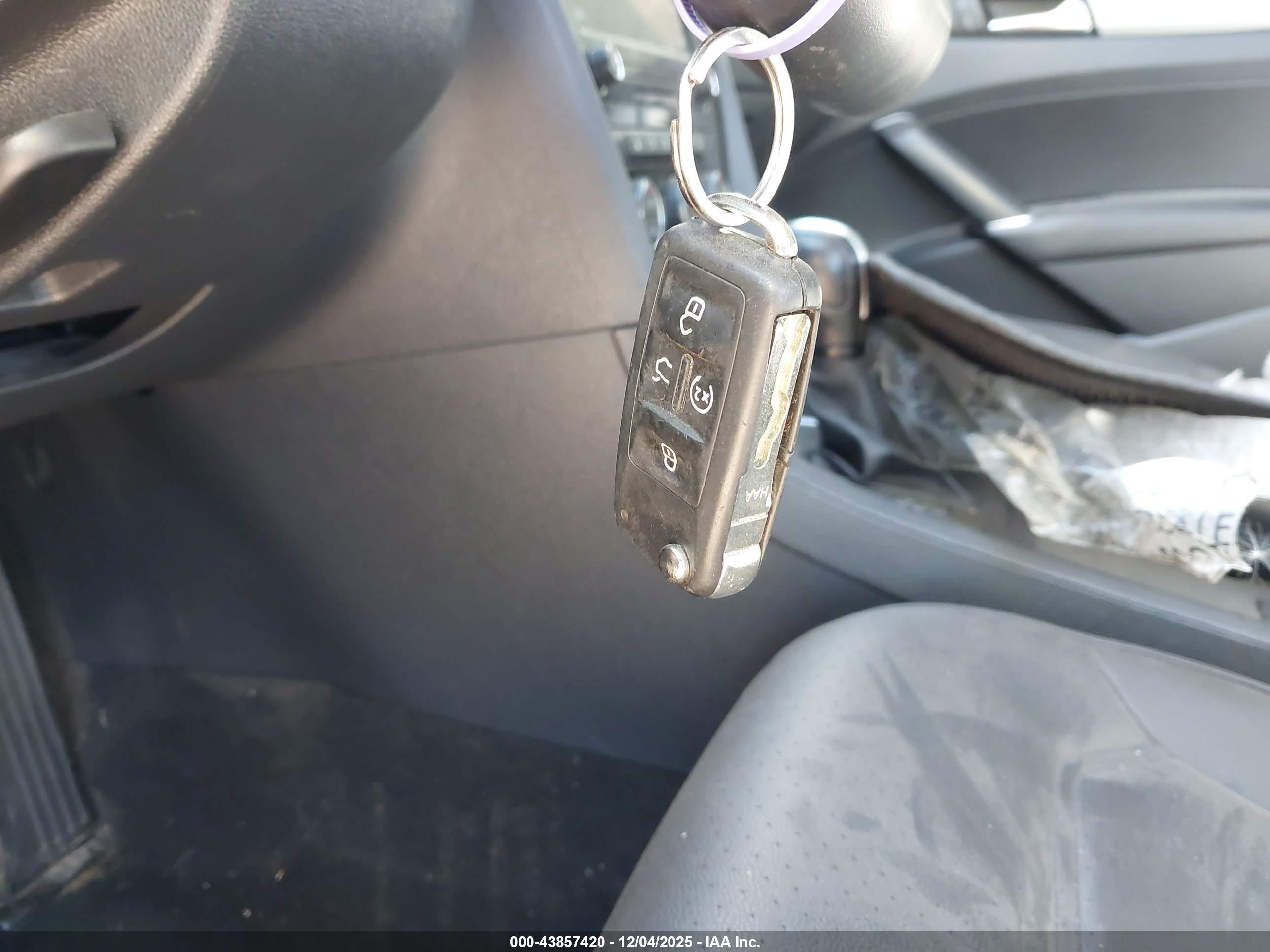 VOLKSWAGEN PASSAT image 11