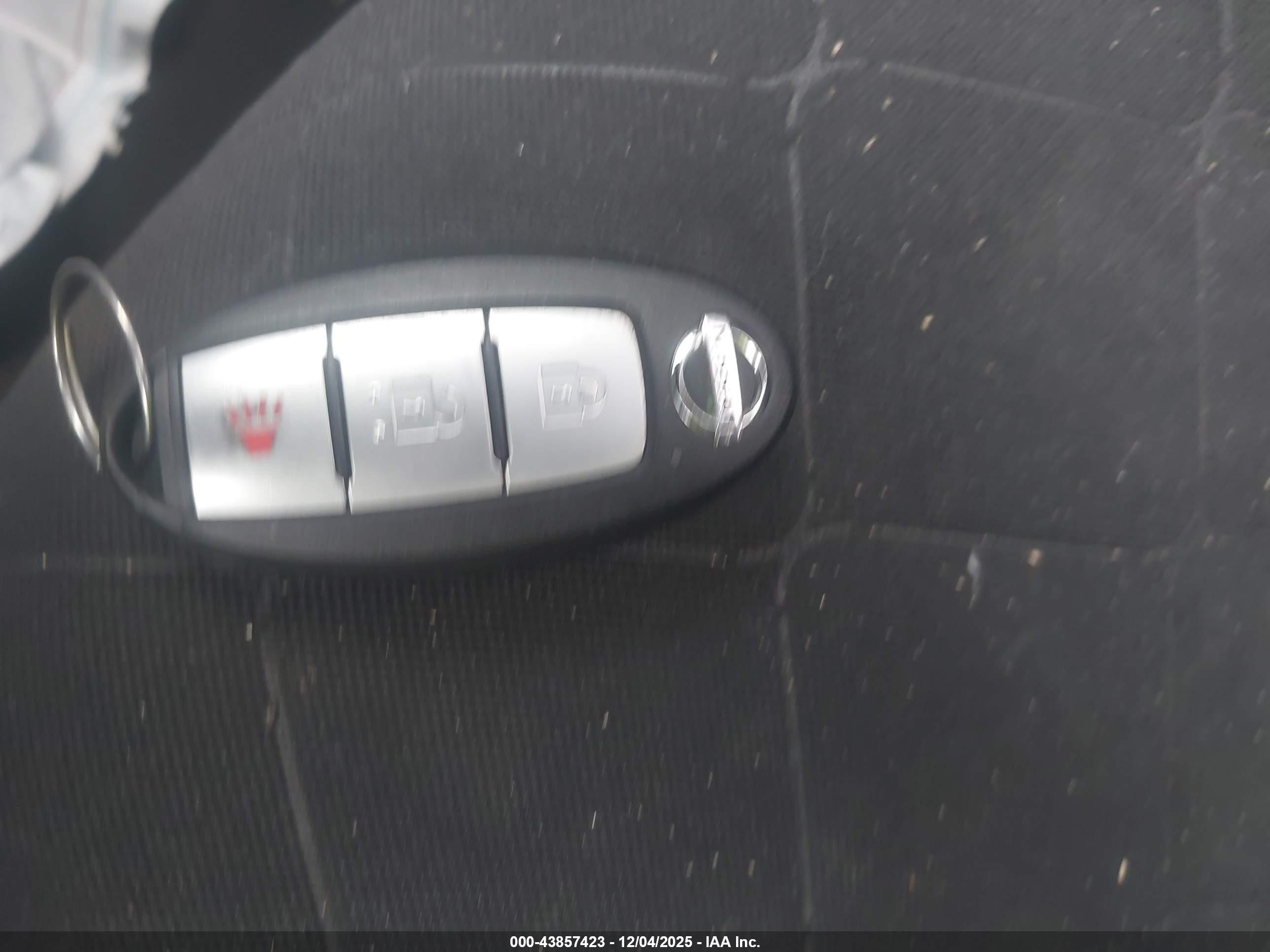 NISSAN KICKS image 11