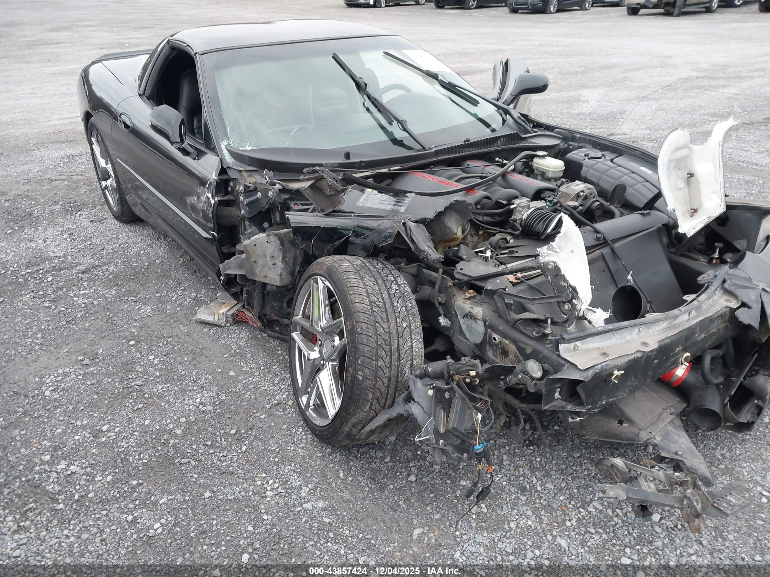 CHEVROLET CORVETTE image 6