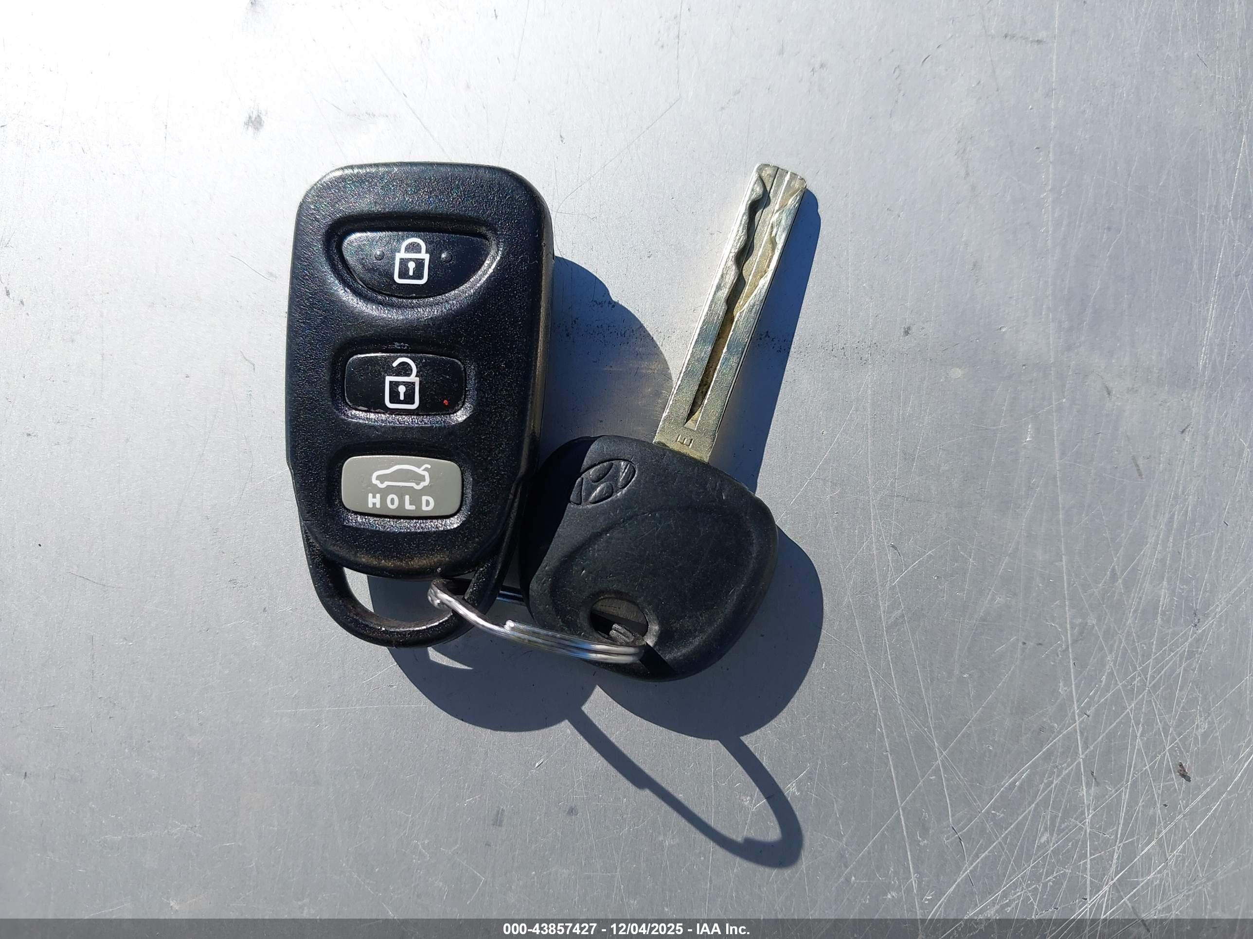 HYUNDAI SONATA image 11