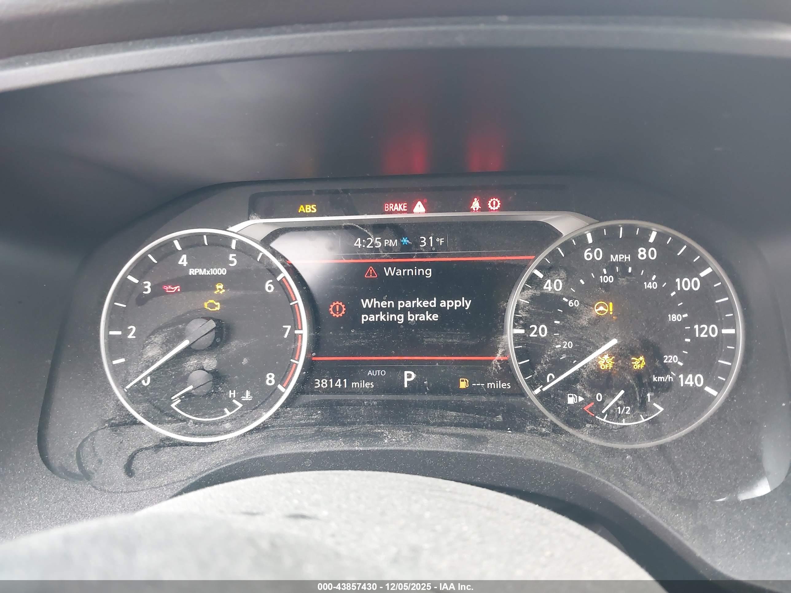 NISSAN ROGUE image 7