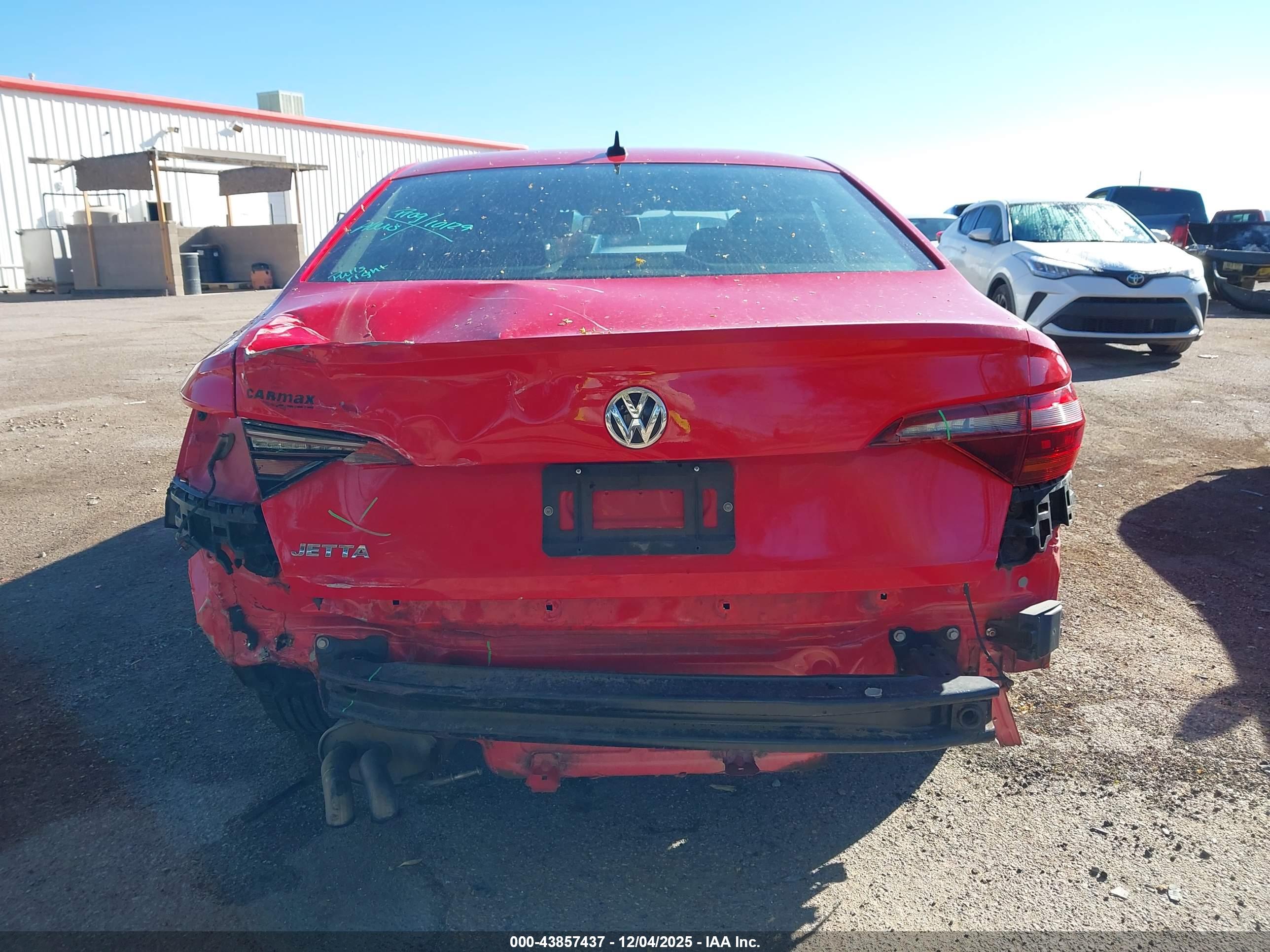 VOLKSWAGEN JETTA image 6