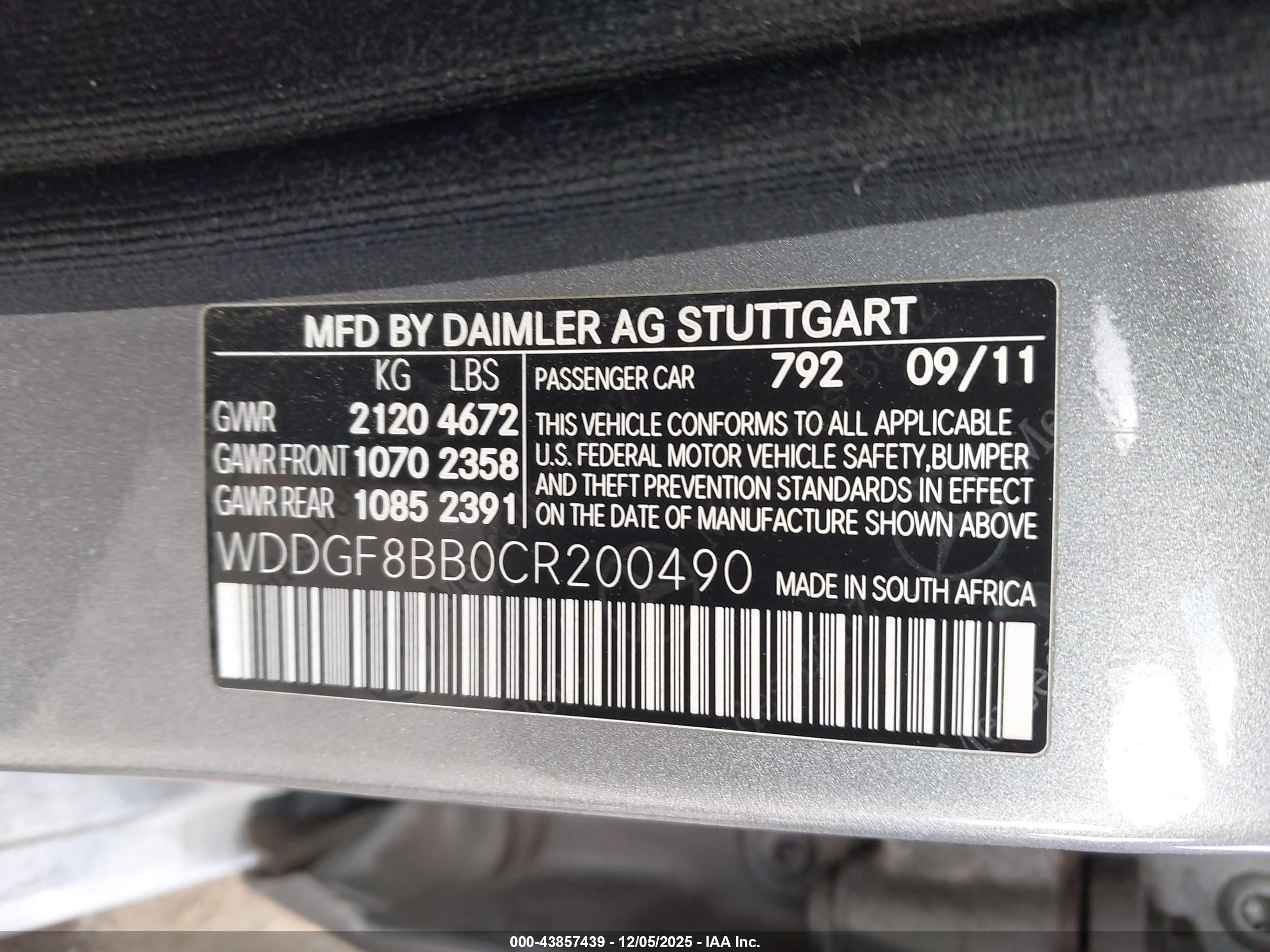 MERCEDES-BENZ C image 9