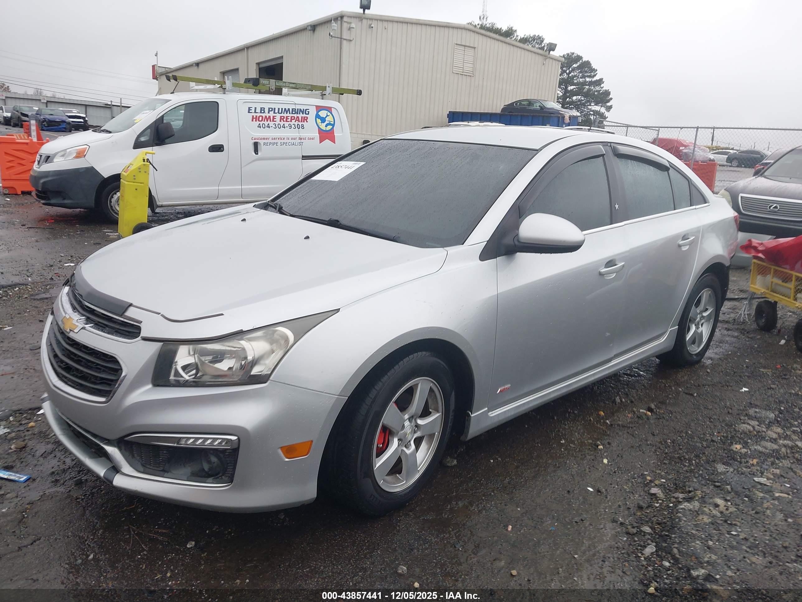 CHEVROLET CRUZE image 2