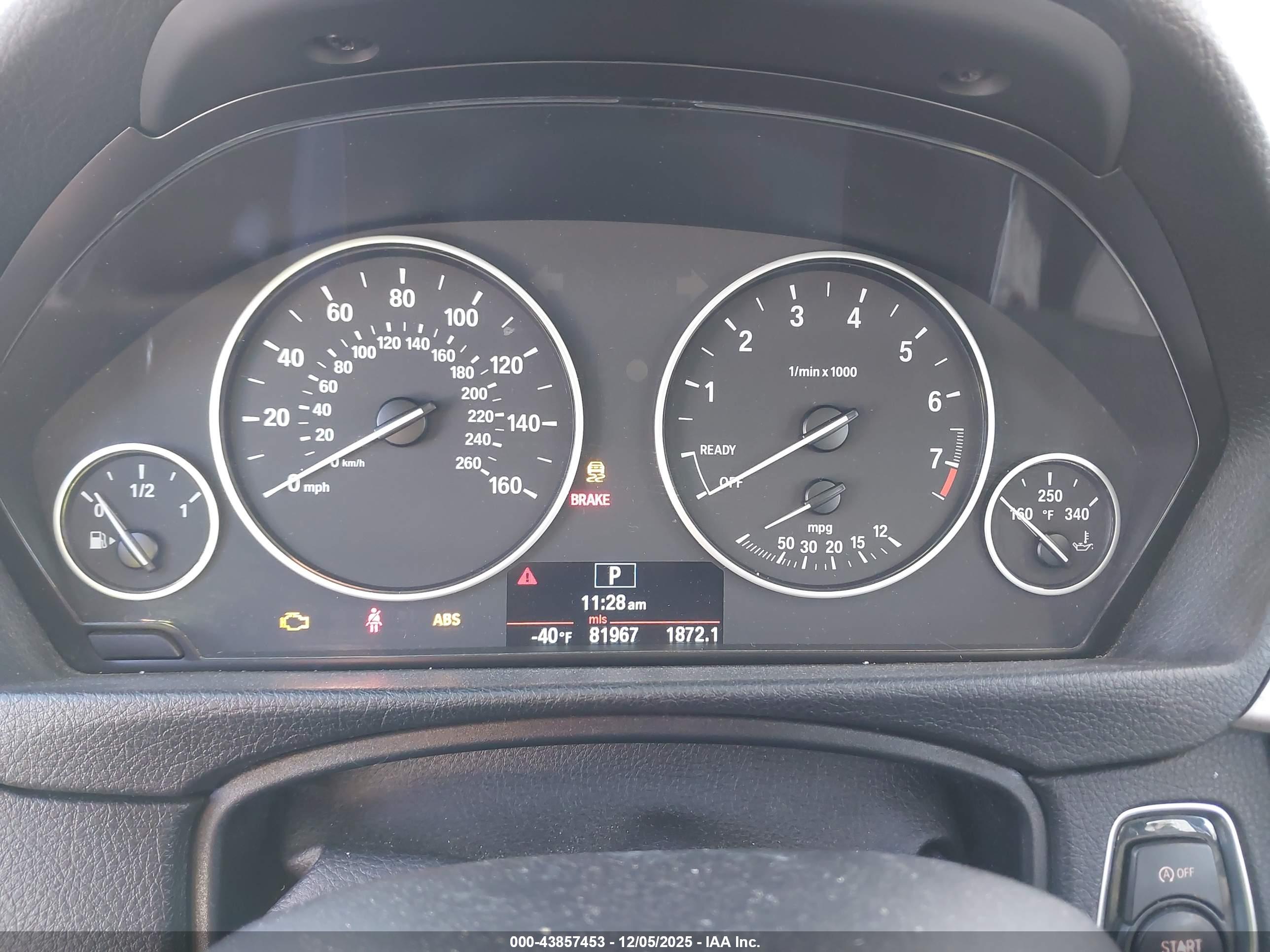 BMW 320I image 7