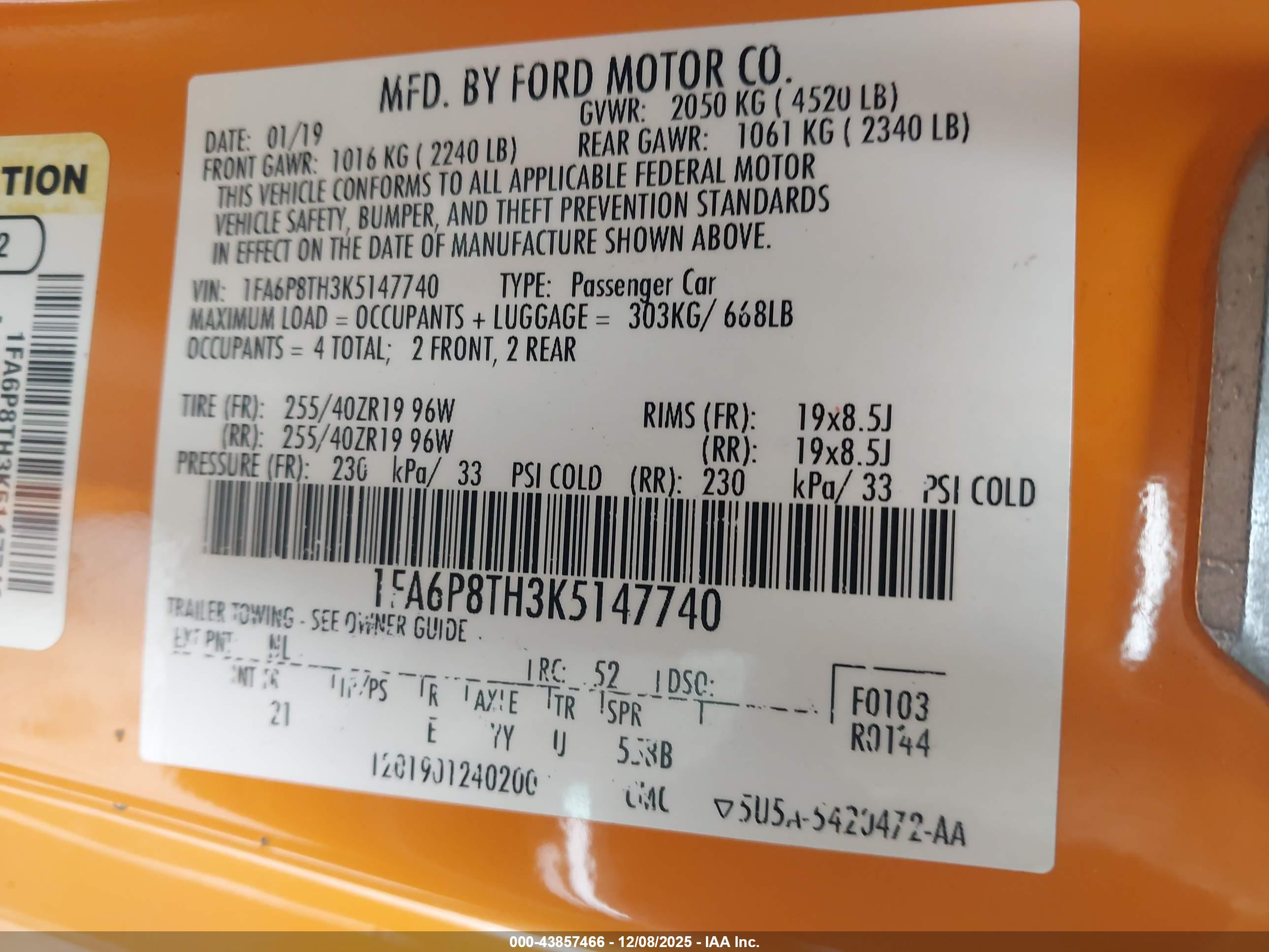 FORD MUSTANG image 9