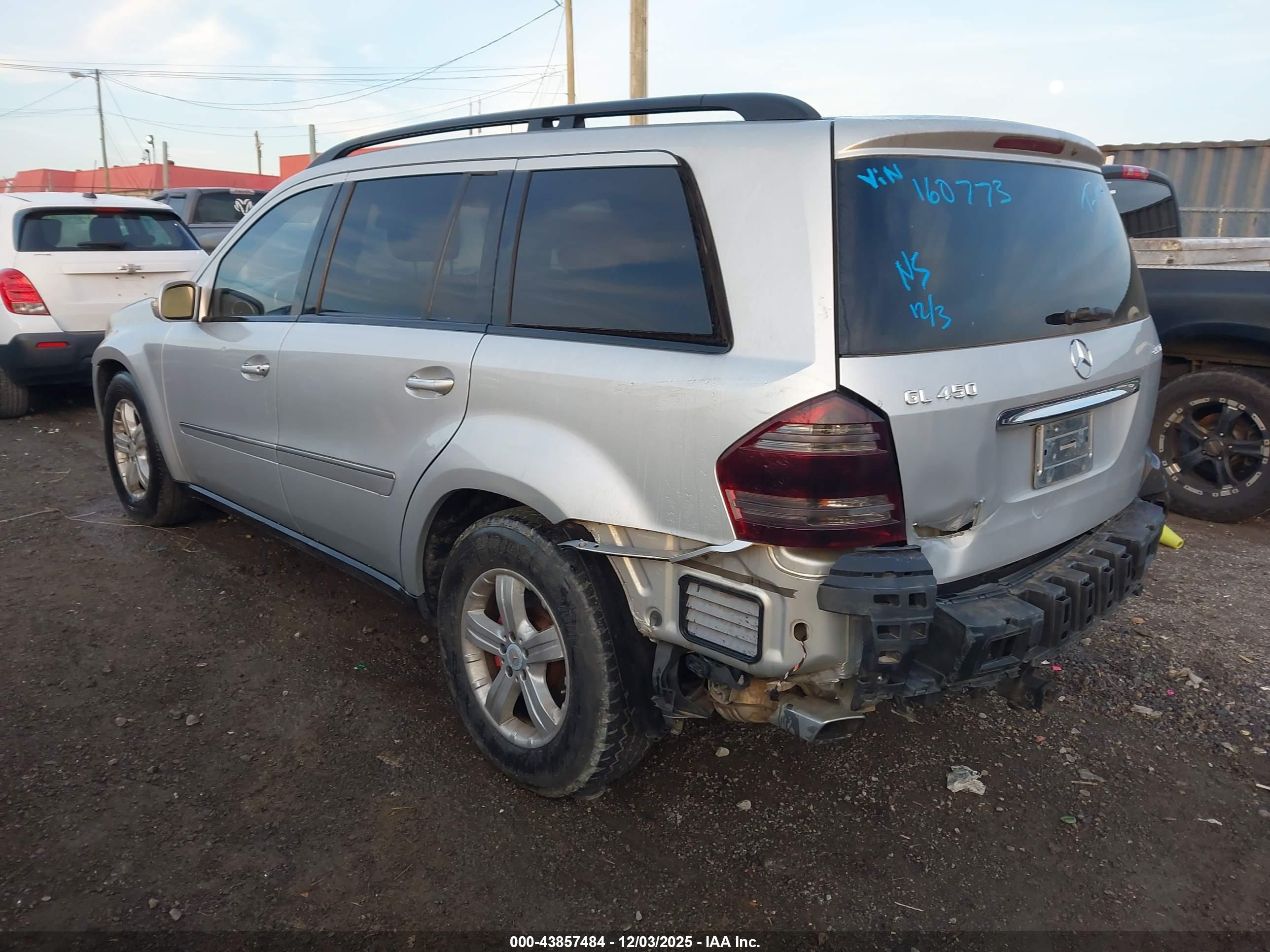 MERCEDES-BENZ GL image 3