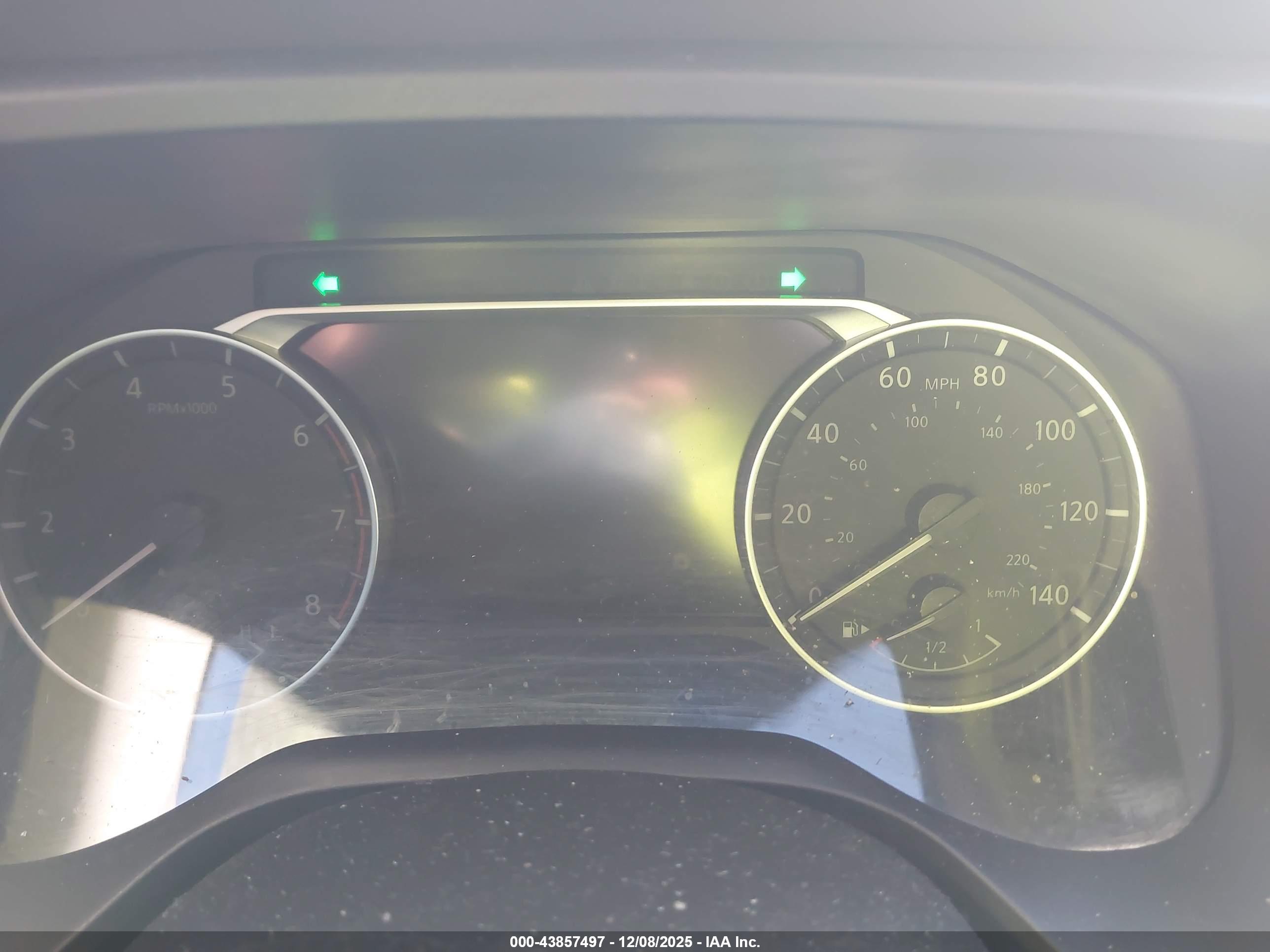 NISSAN ROGUE image 7